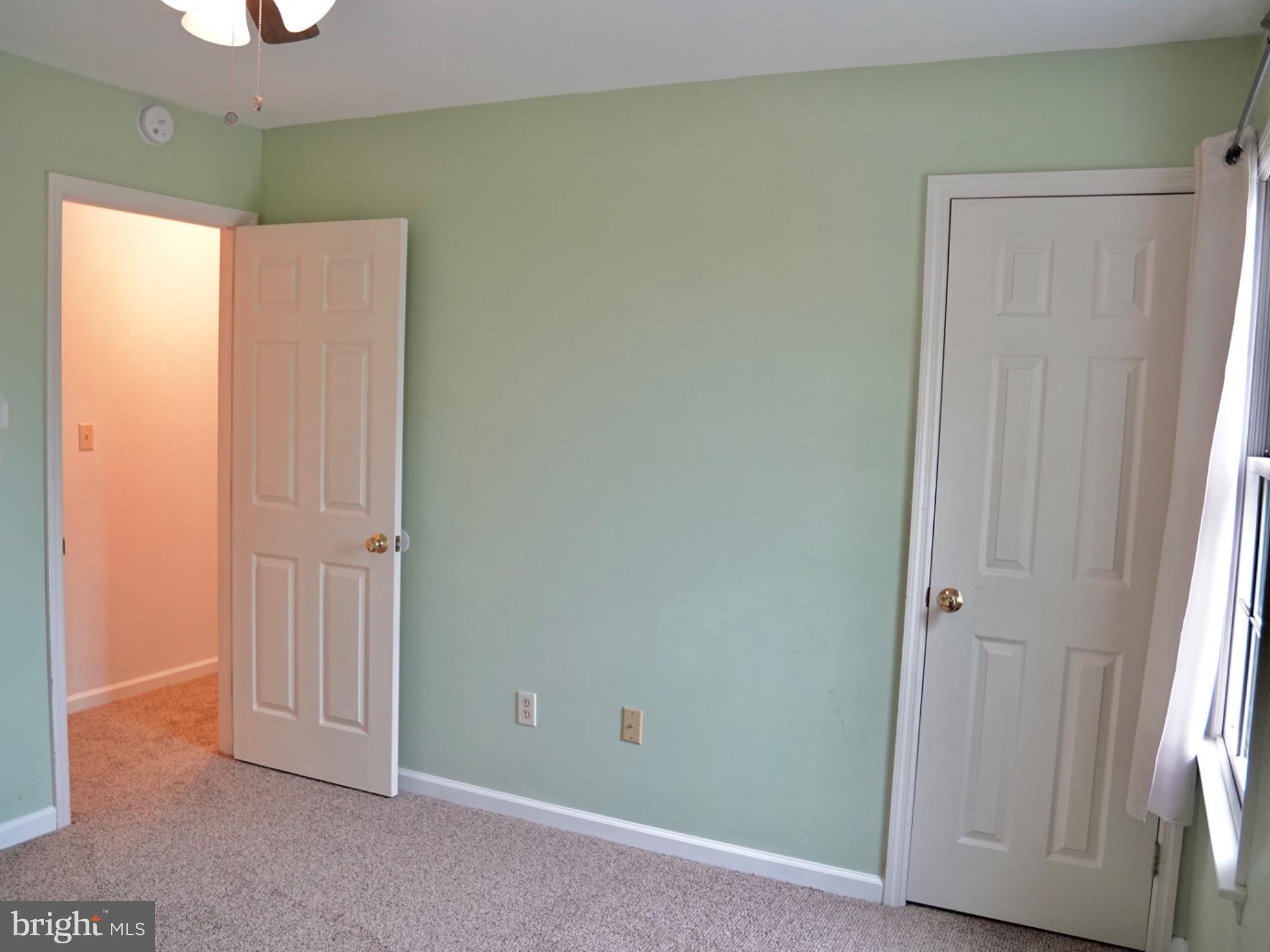 COUNTRY SQUIRE ESTATES - Residential