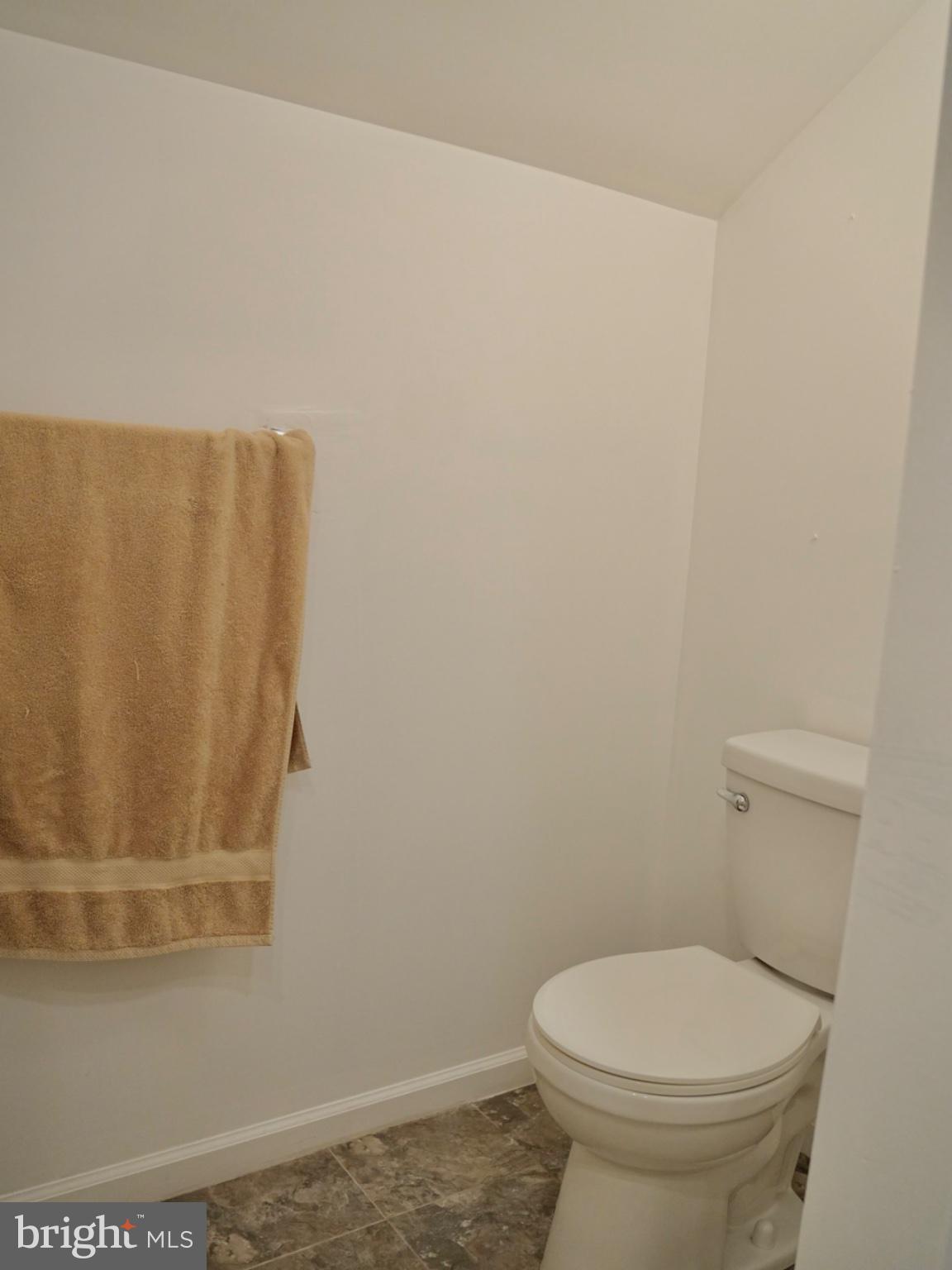 COUNTRY SQUIRE ESTATES - Residential