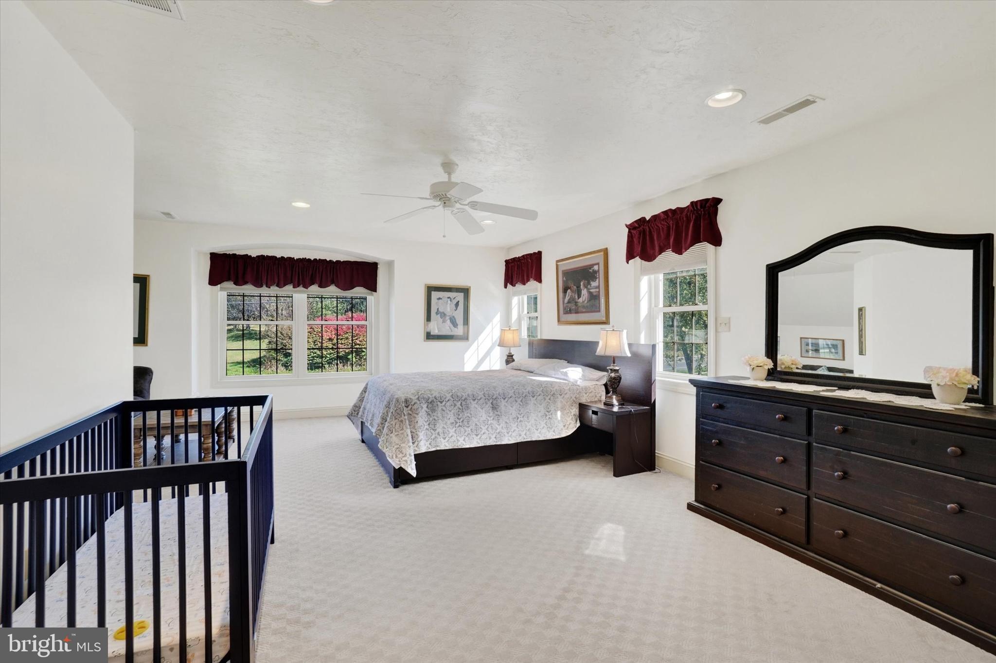 SPRINGWOOD - Residential