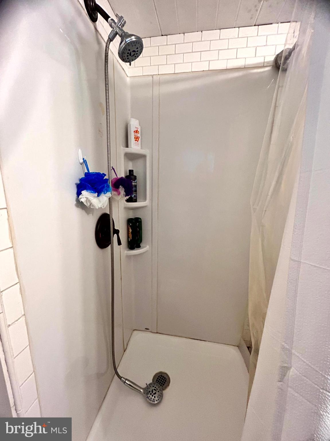 SLEEPY HOLLOW - Residential