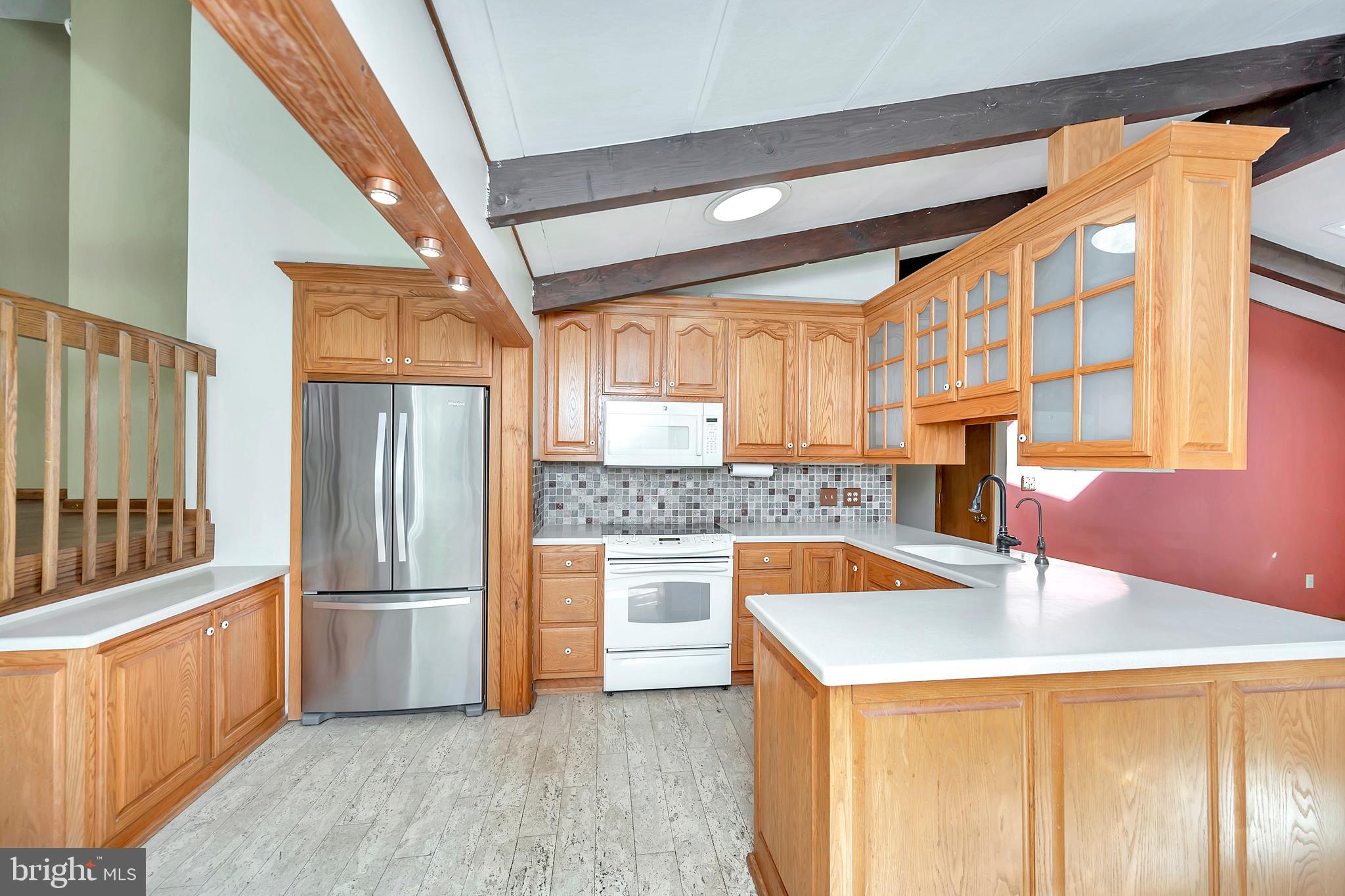 LAKE OF THE WOODS - Residential