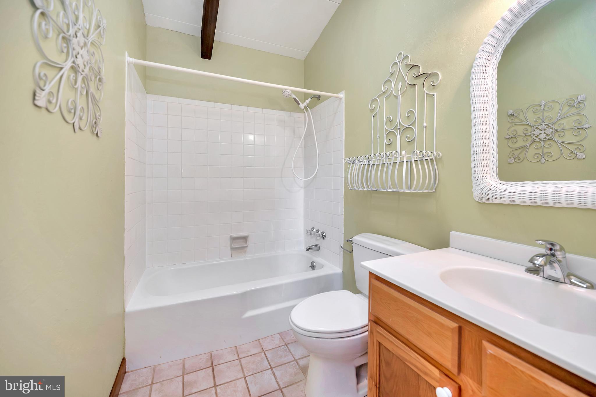 LAKE OF THE WOODS - Residential