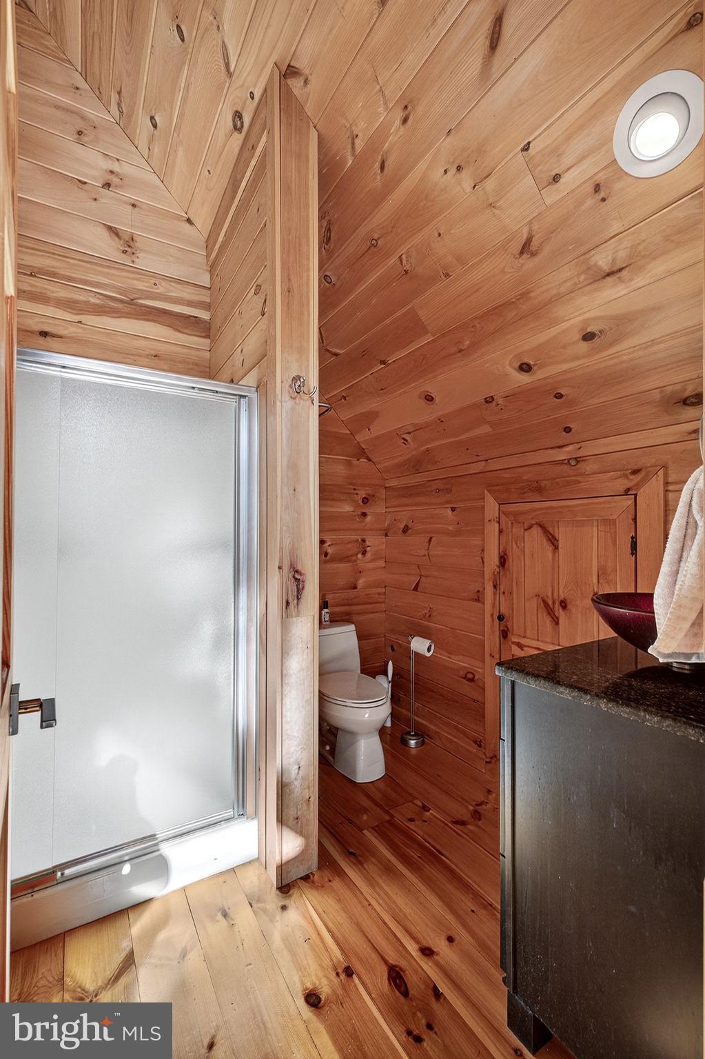 EAGLE ROCK RESORT - Residential