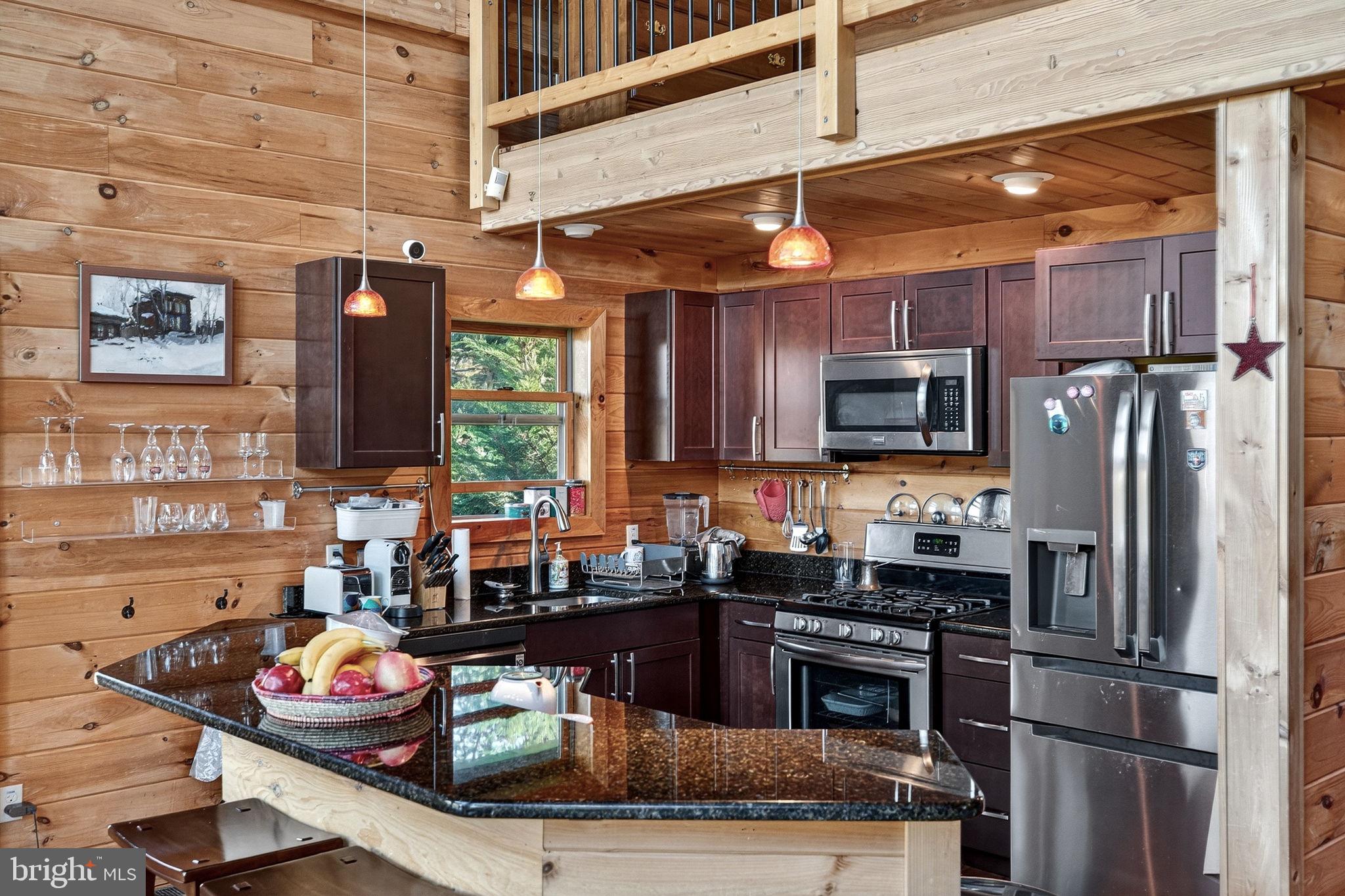 EAGLE ROCK RESORT - Residential