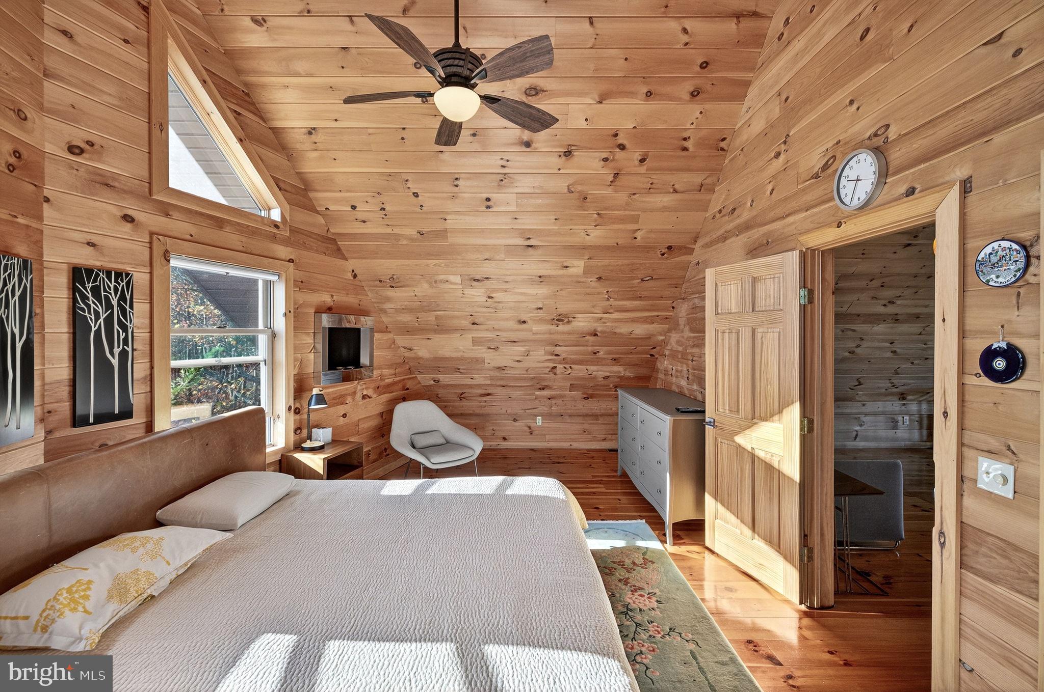 EAGLE ROCK RESORT - Residential