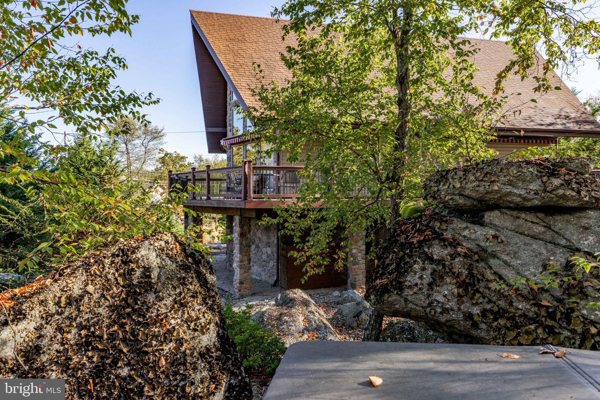 EAGLE ROCK RESORT - Residential