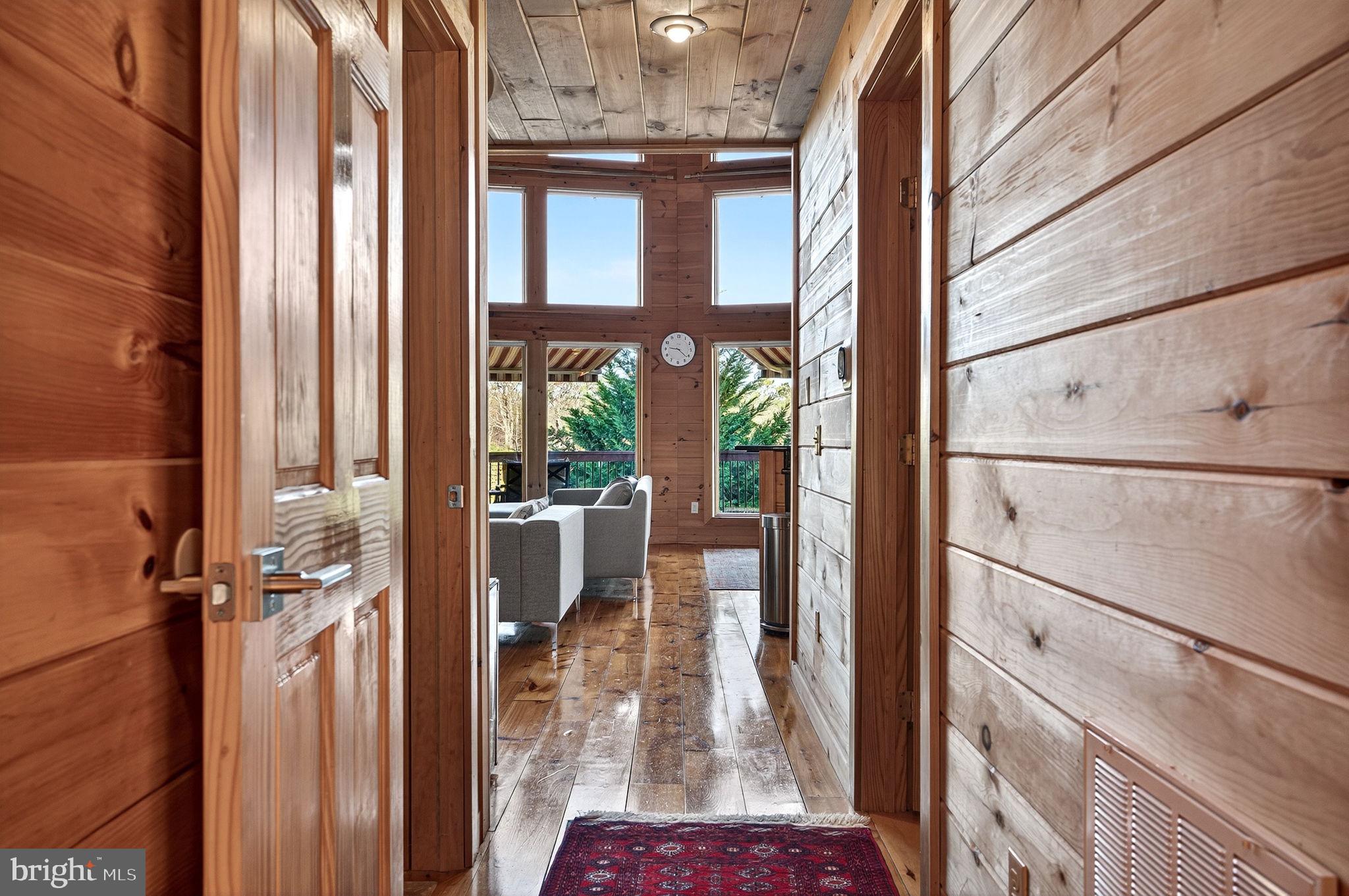 EAGLE ROCK RESORT - Residential