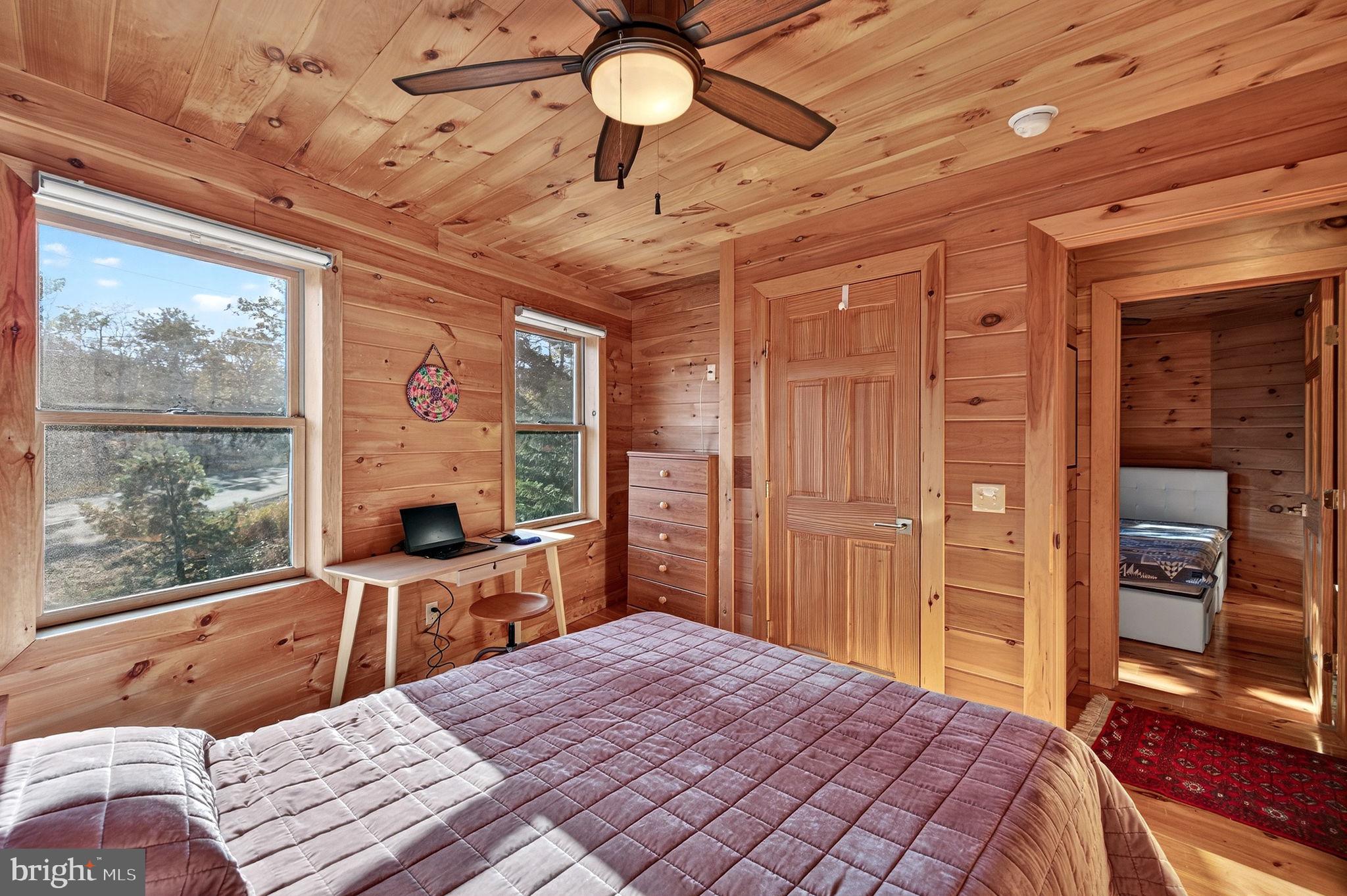 EAGLE ROCK RESORT - Residential