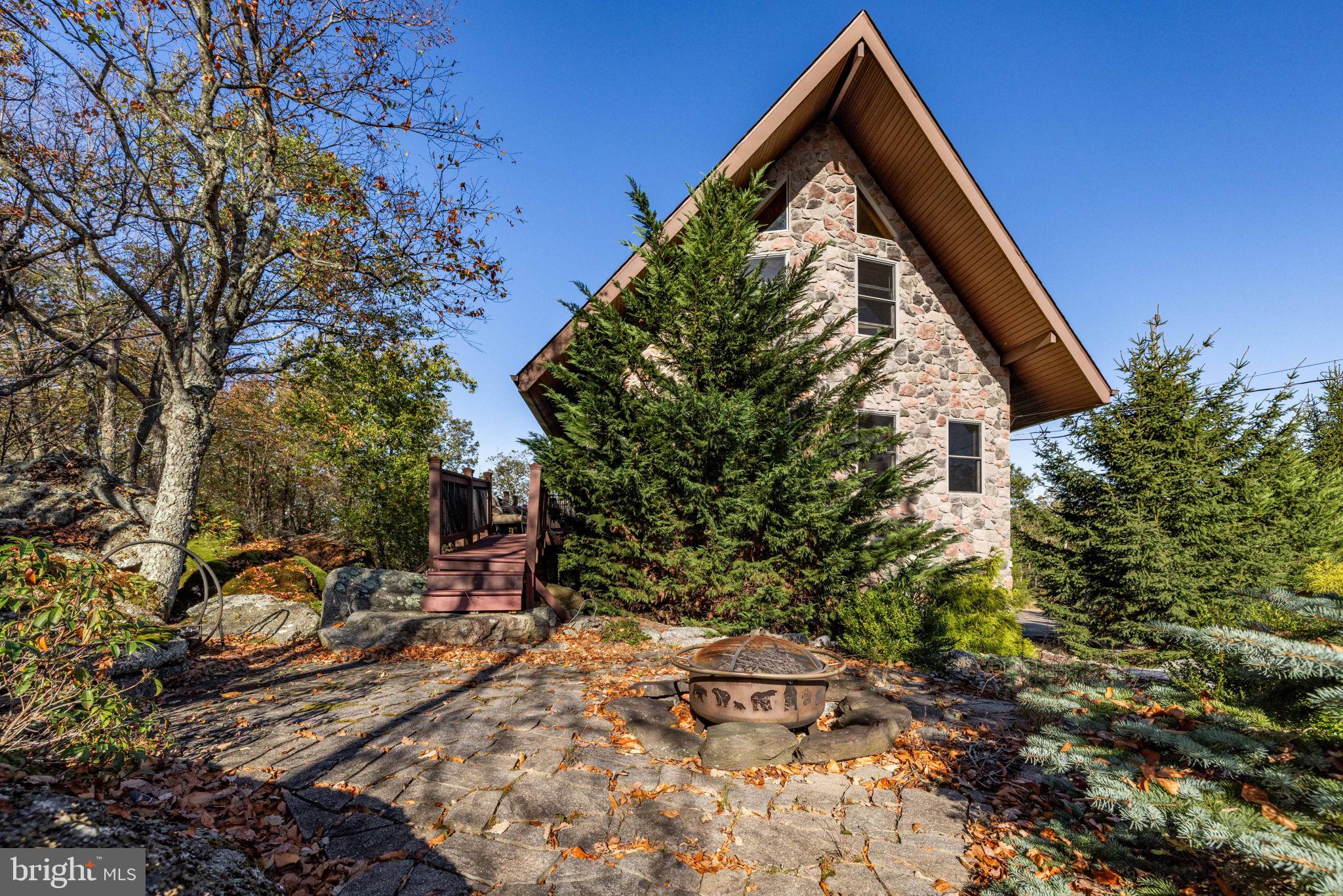 EAGLE ROCK RESORT - Residential