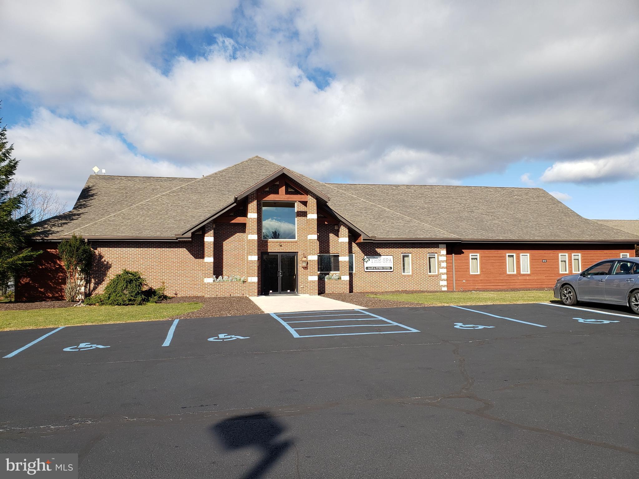 EAGLE ROCK RESORT - Residential