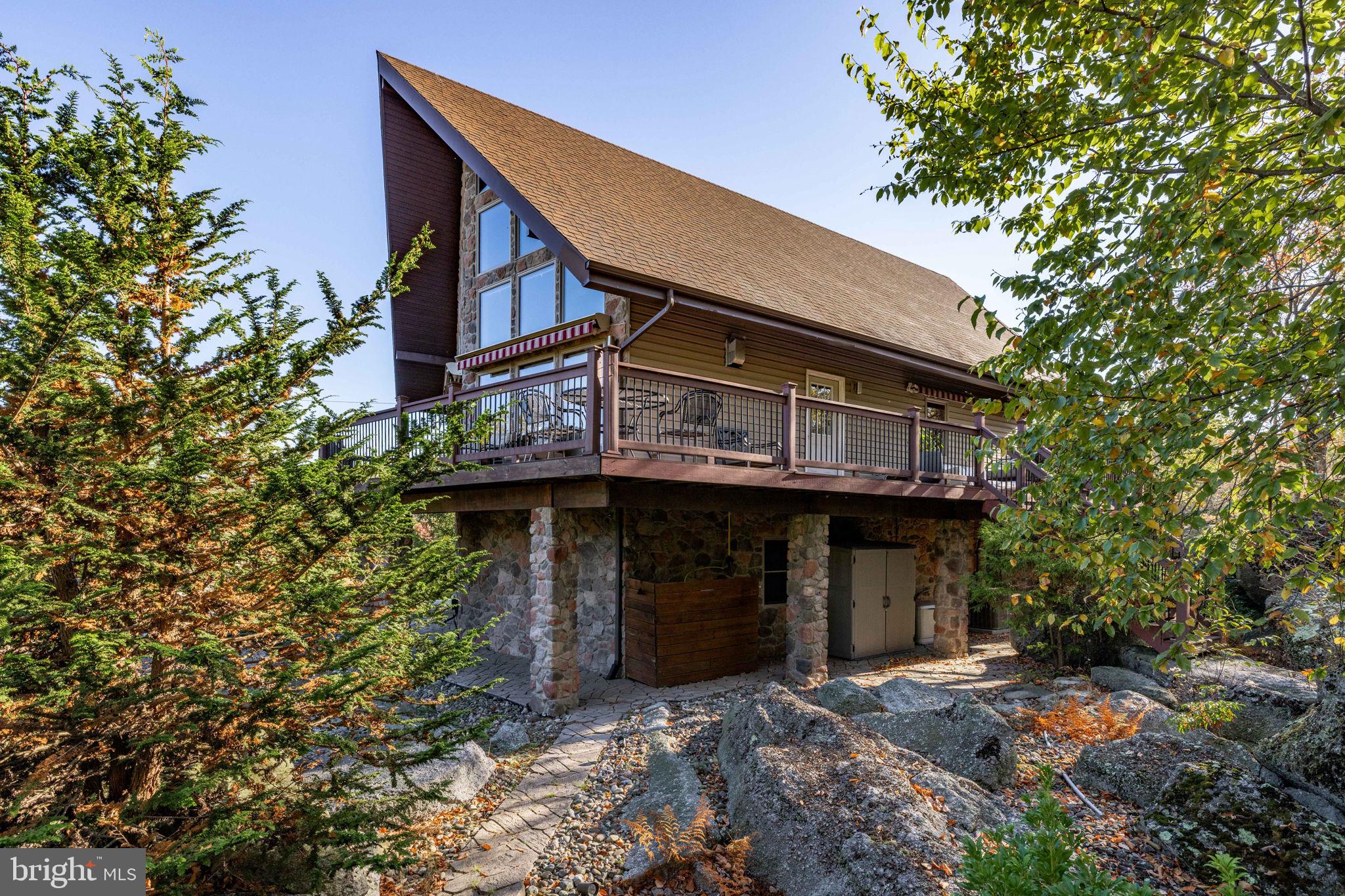 EAGLE ROCK RESORT - Residential