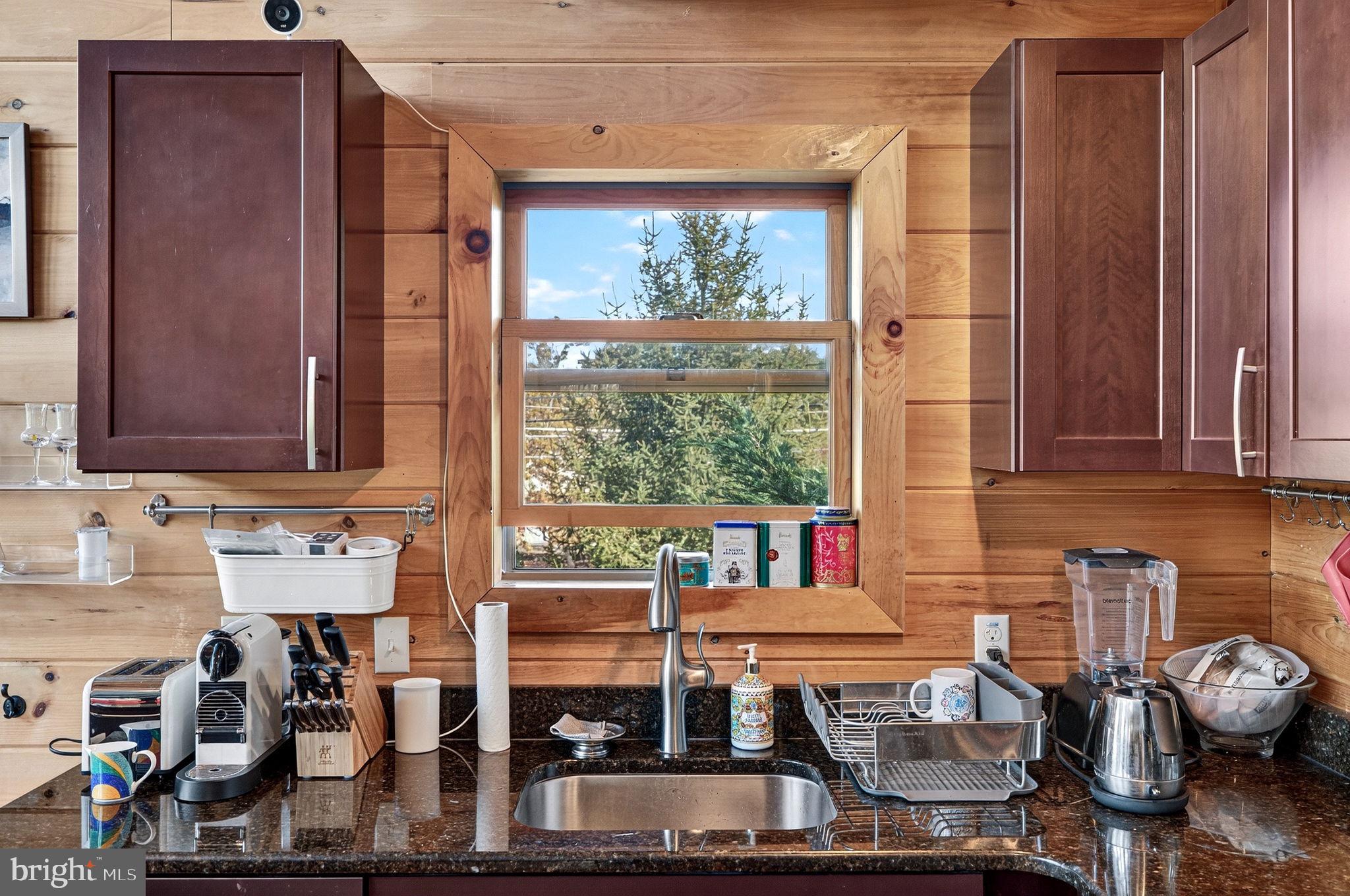 EAGLE ROCK RESORT - Residential