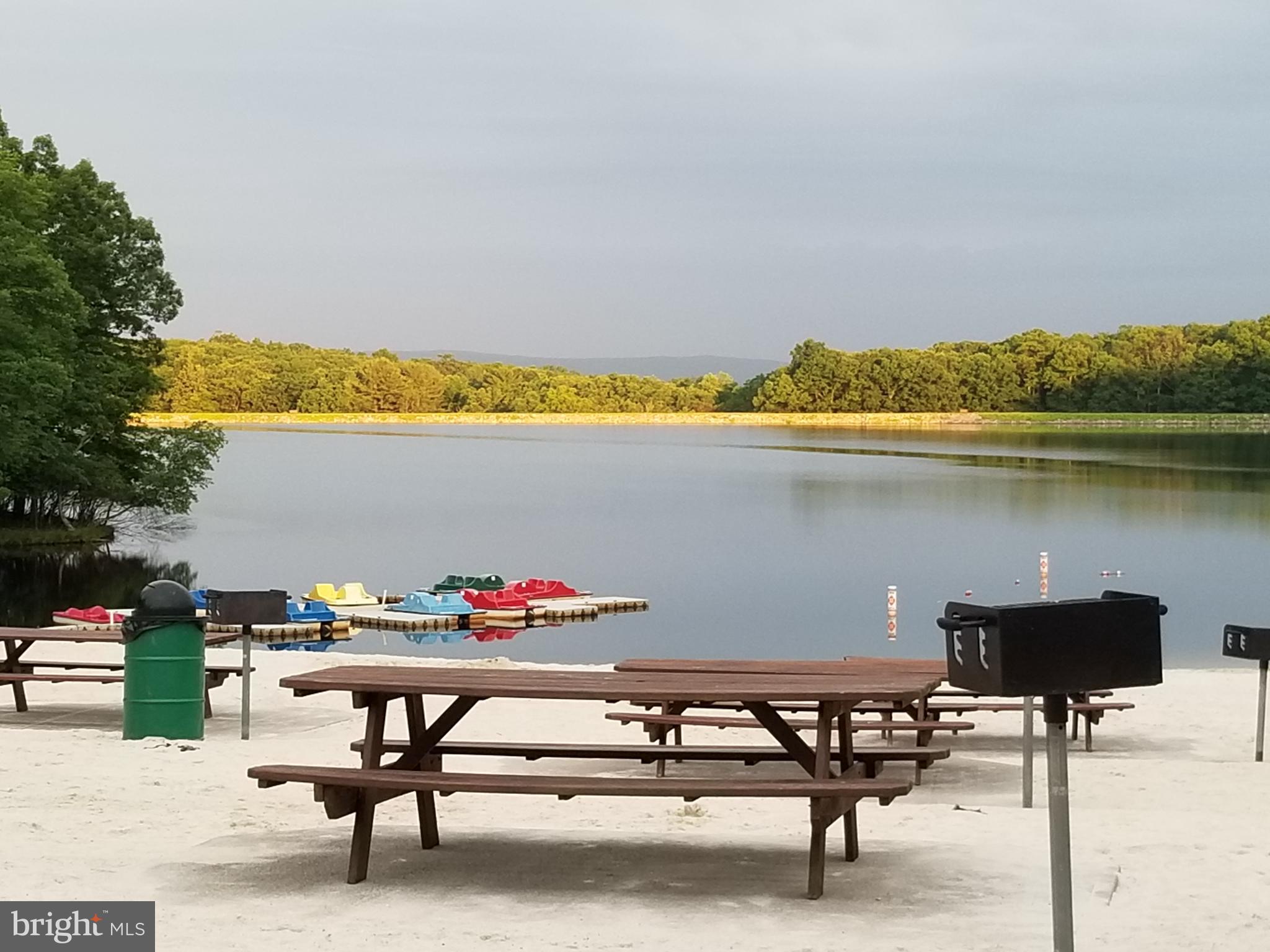 EAGLE ROCK RESORT - Residential