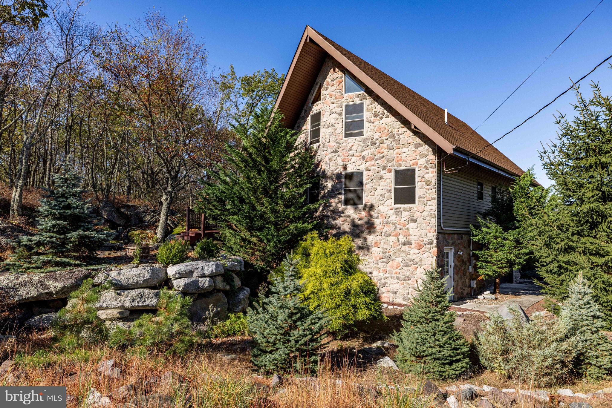 EAGLE ROCK RESORT - Residential