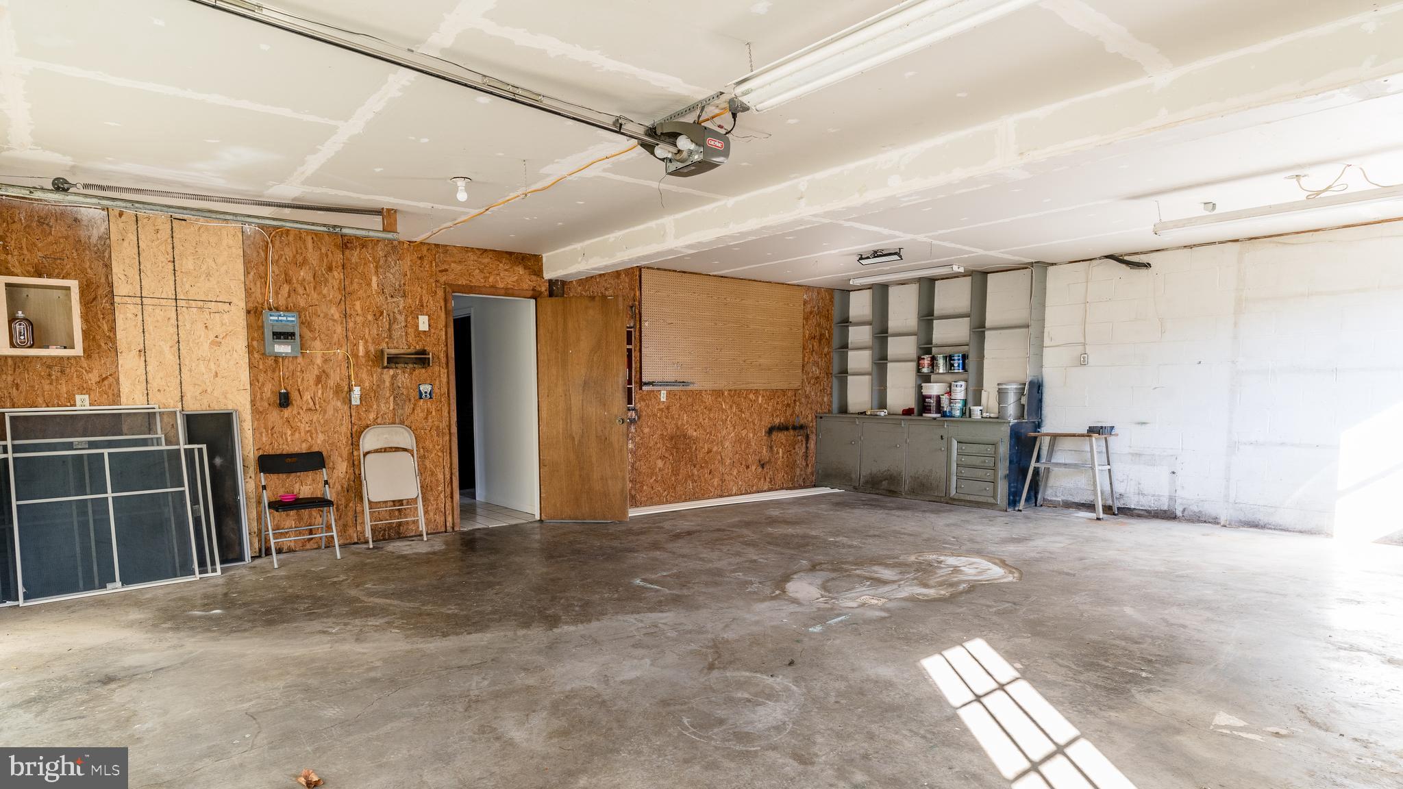 MOUNTAIN VIEW ESTATES - Residential