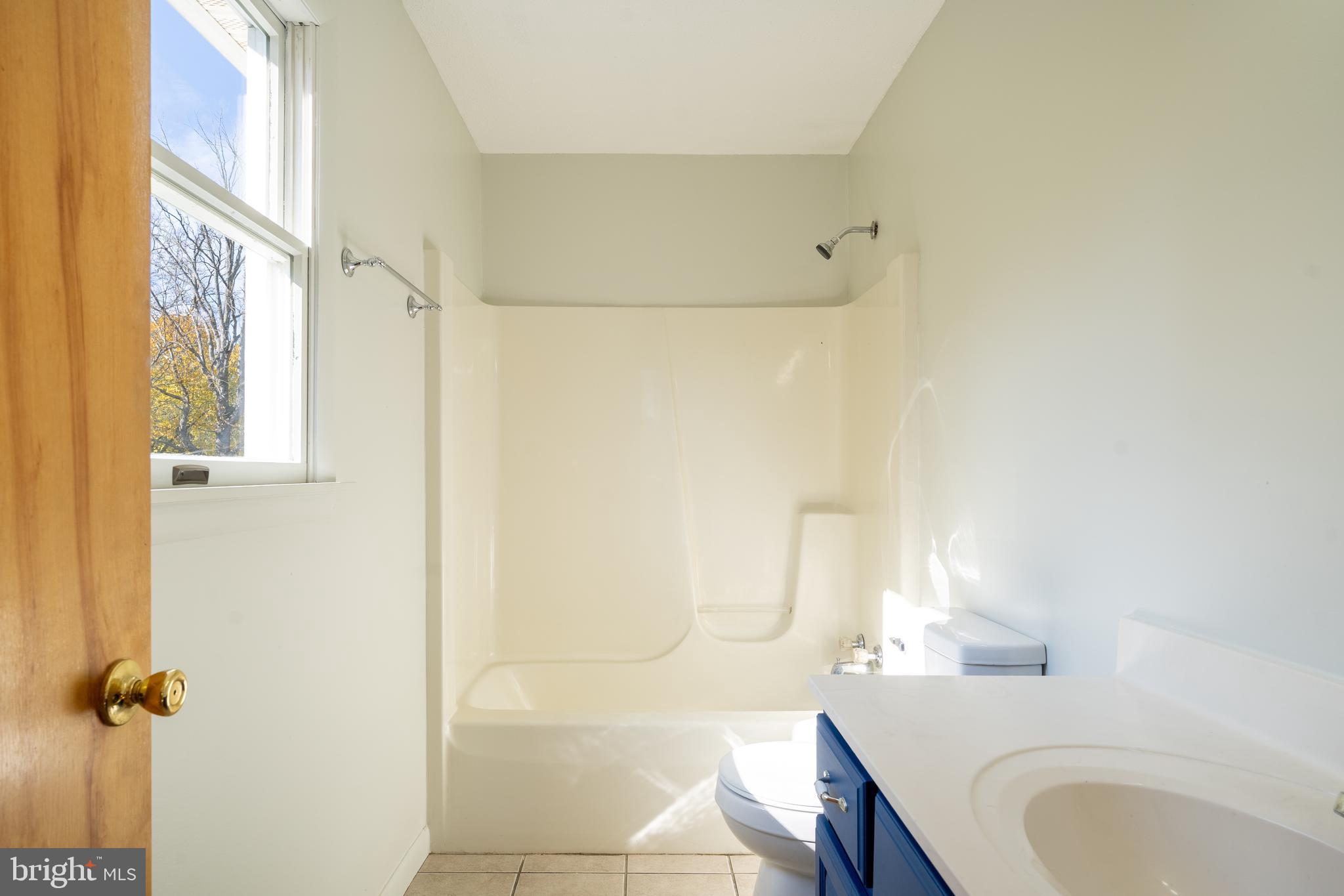 MOUNTAIN VIEW ESTATES - Residential