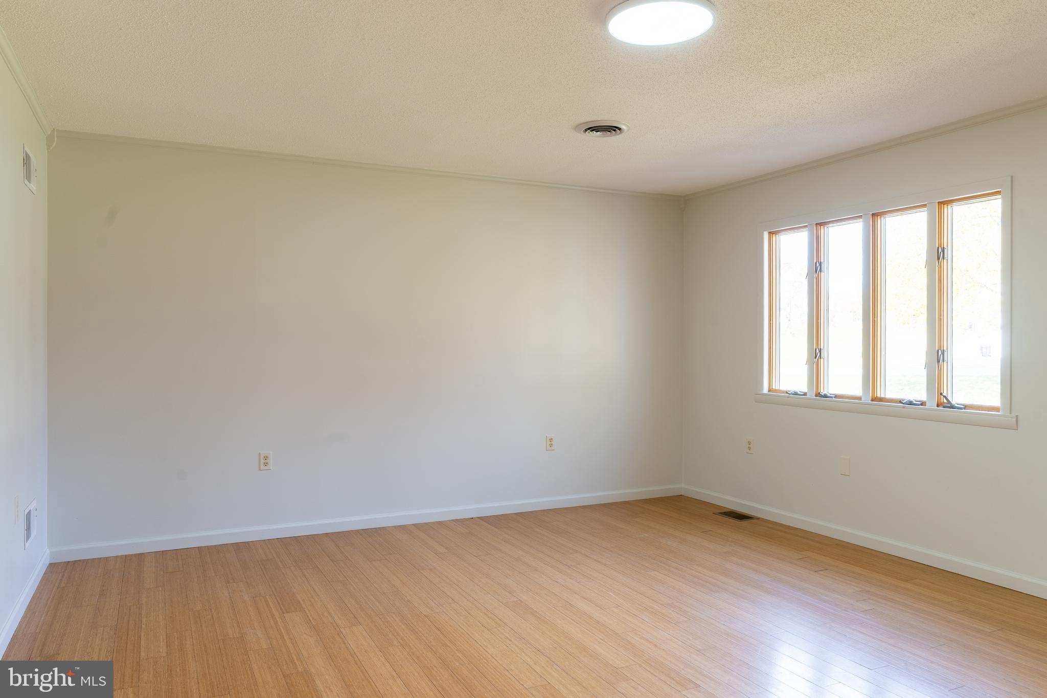 MOUNTAIN VIEW ESTATES - Residential