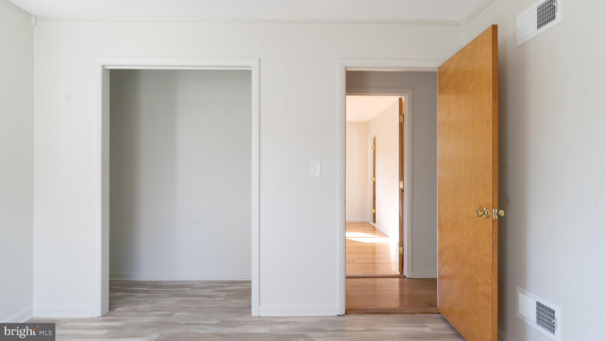 MOUNTAIN VIEW ESTATES - Residential