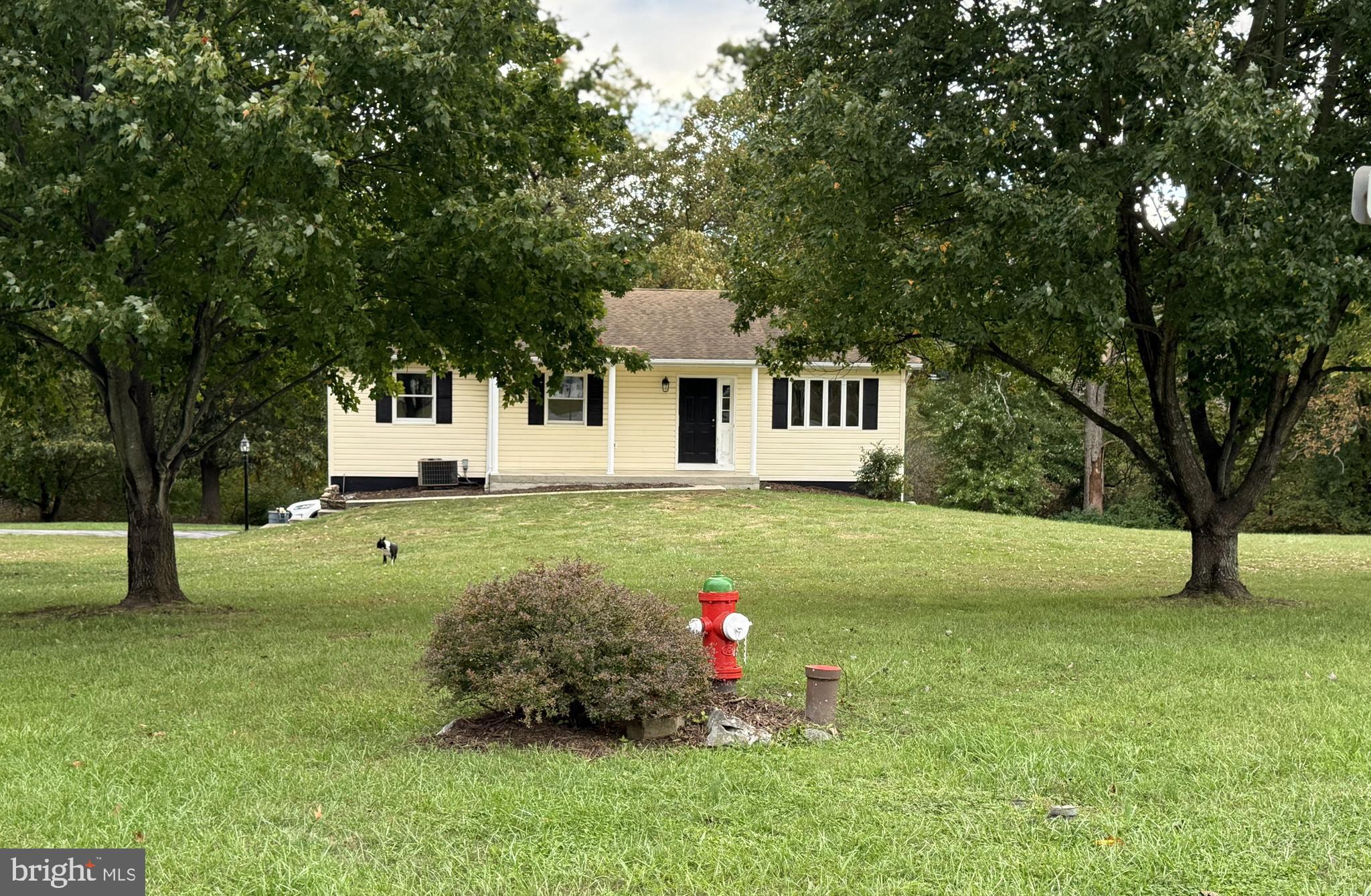 MOUNTAIN VIEW ESTATES - Residential