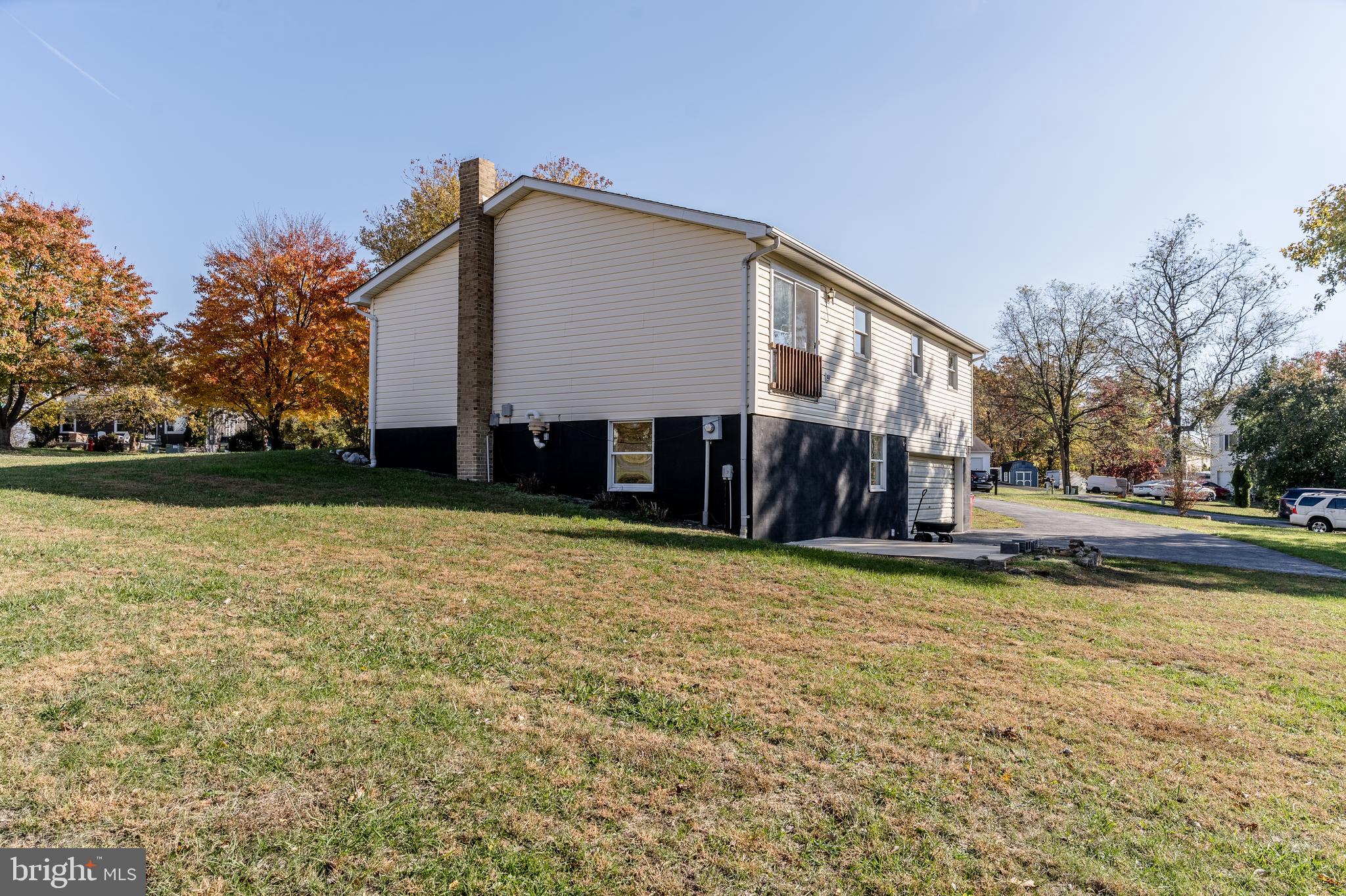 MOUNTAIN VIEW ESTATES - Residential