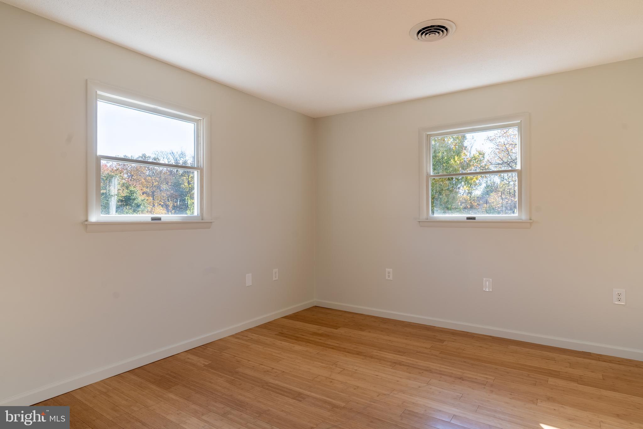 MOUNTAIN VIEW ESTATES - Residential