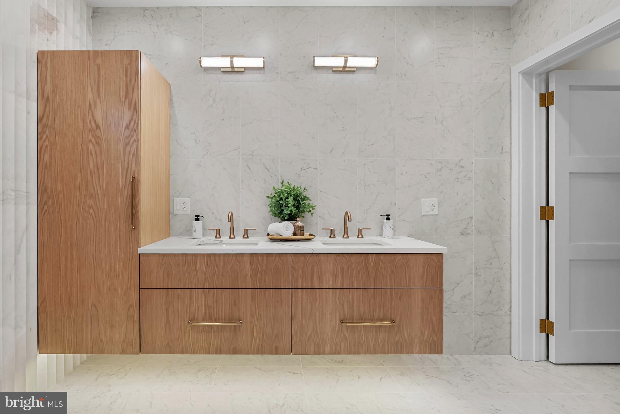 BELLA VISTA - Residential