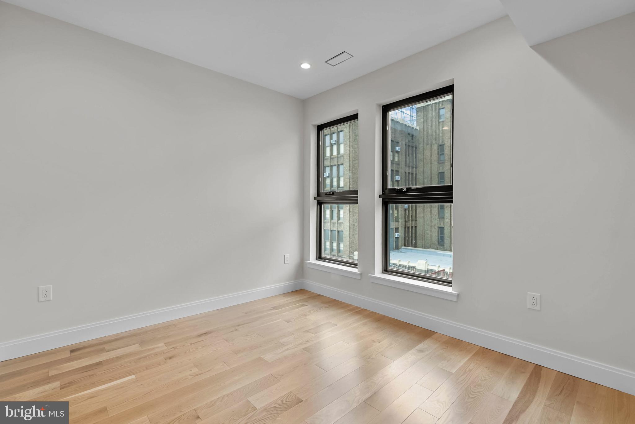 BELLA VISTA - Residential