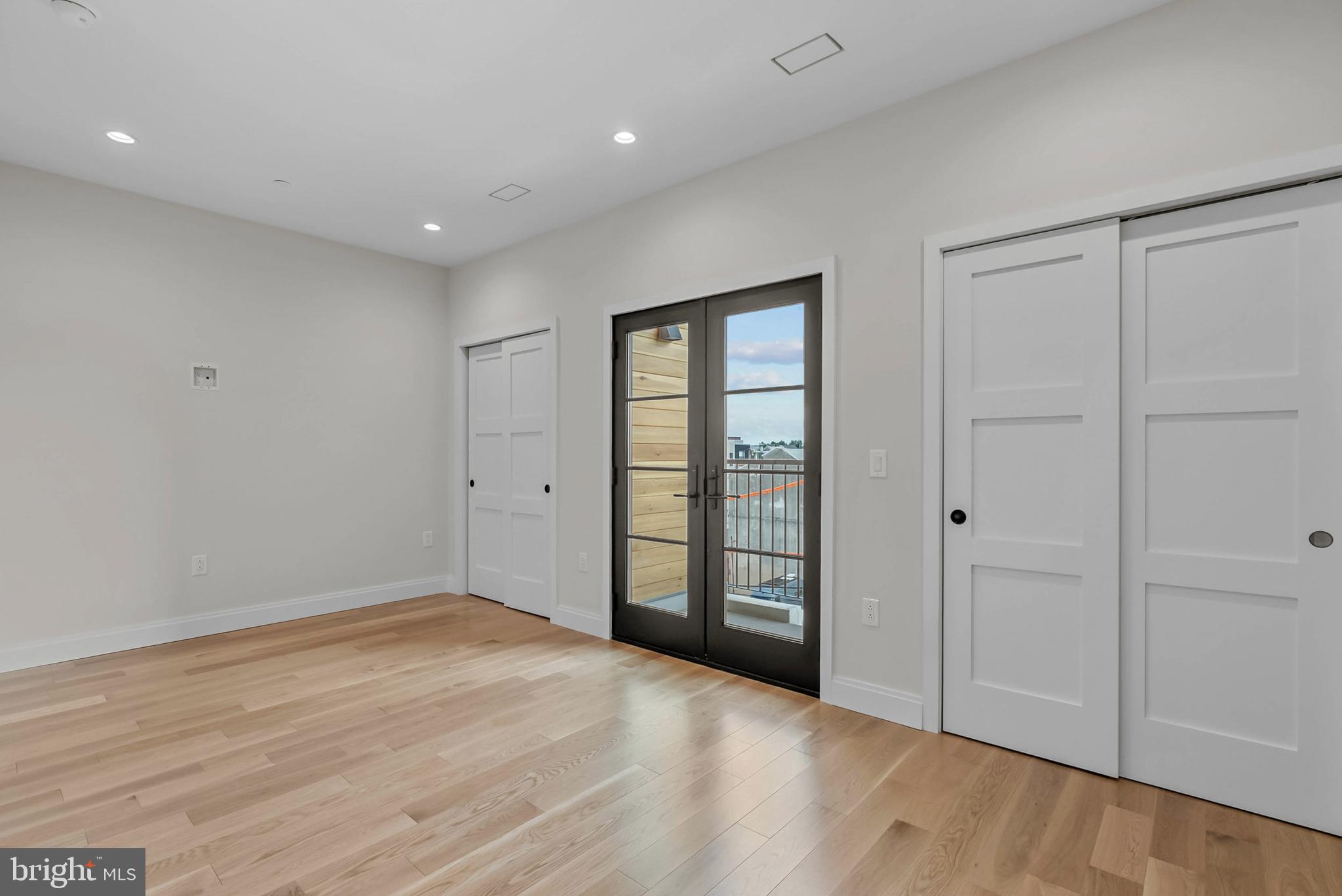 BELLA VISTA - Residential