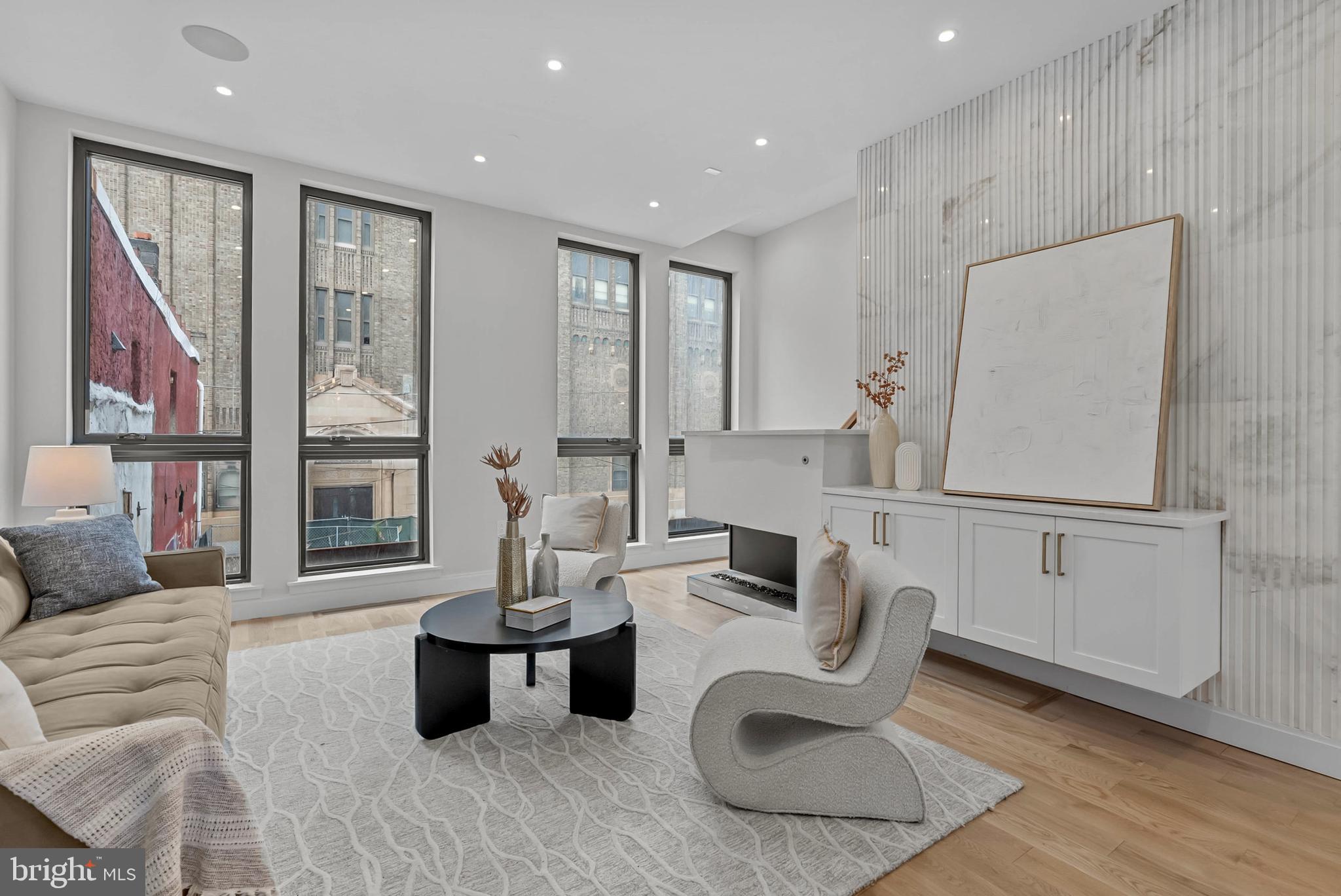 BELLA VISTA - Residential