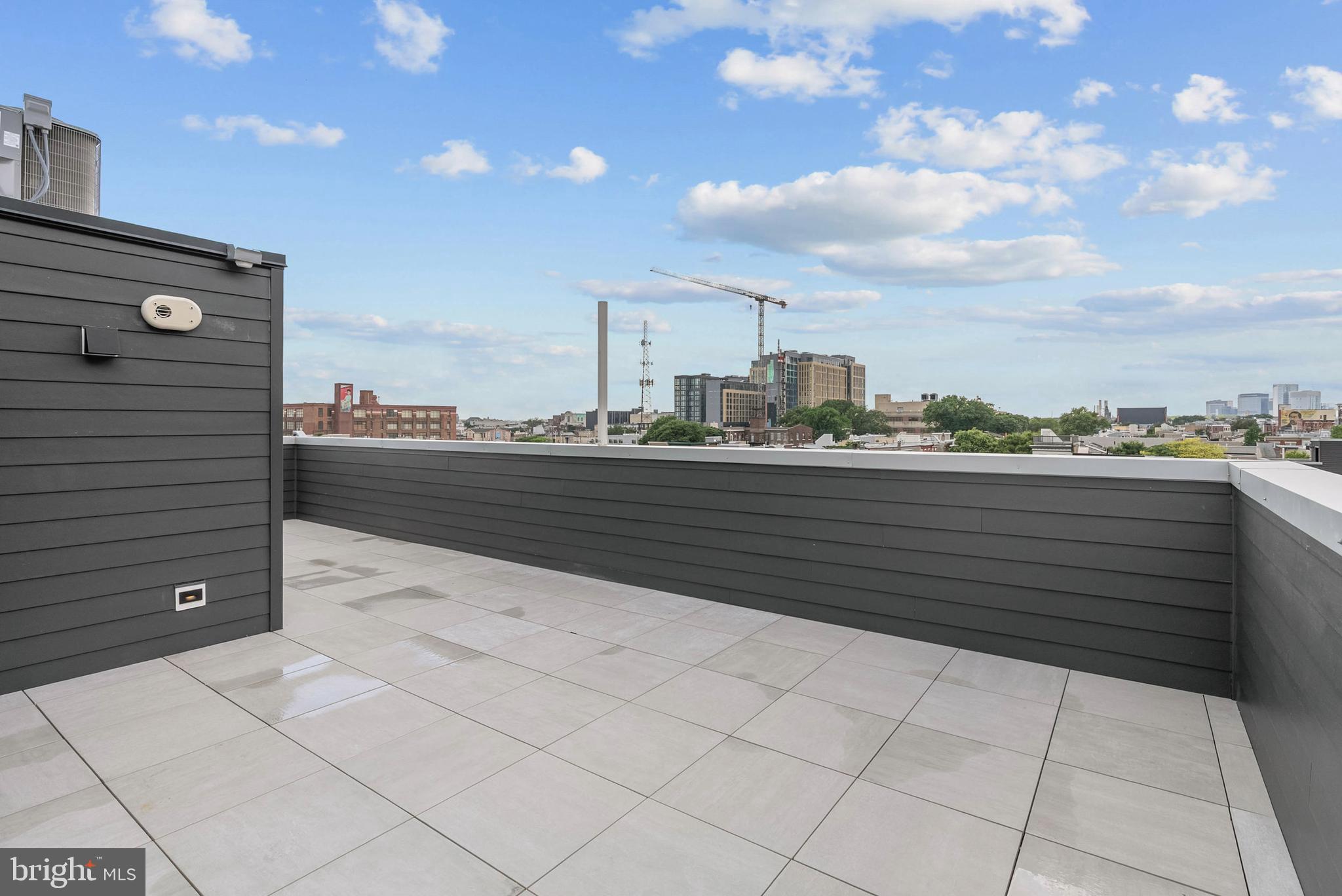 BELLA VISTA - Residential