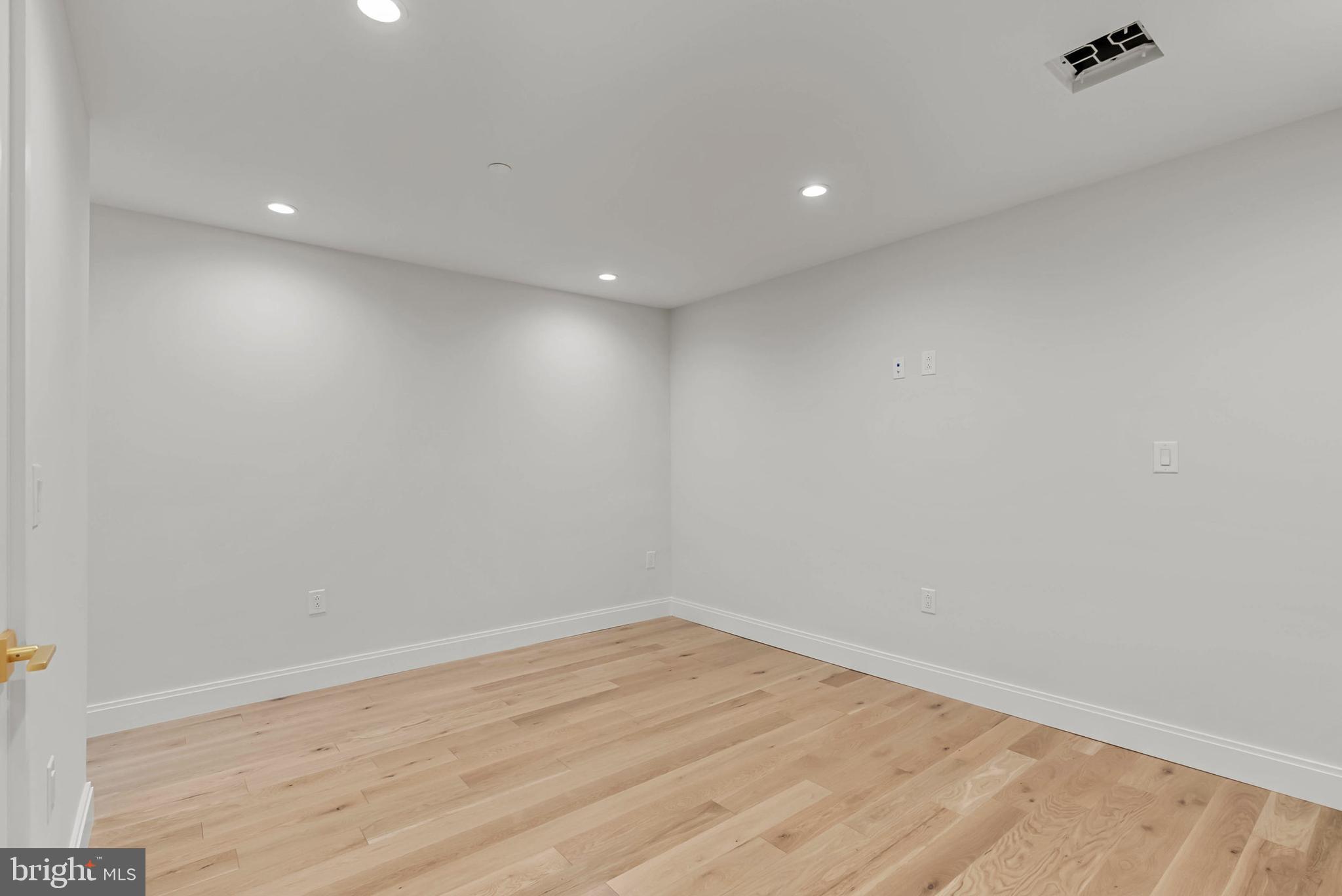 BELLA VISTA - Residential