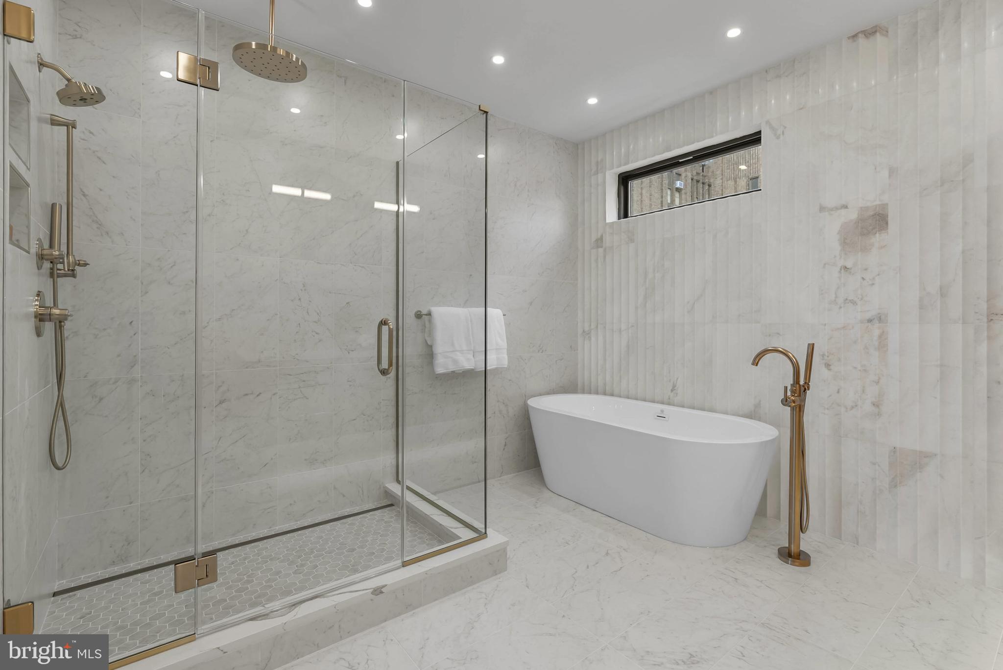 BELLA VISTA - Residential