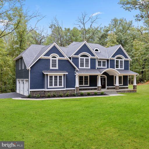 MISTY HOLLOW - Residential