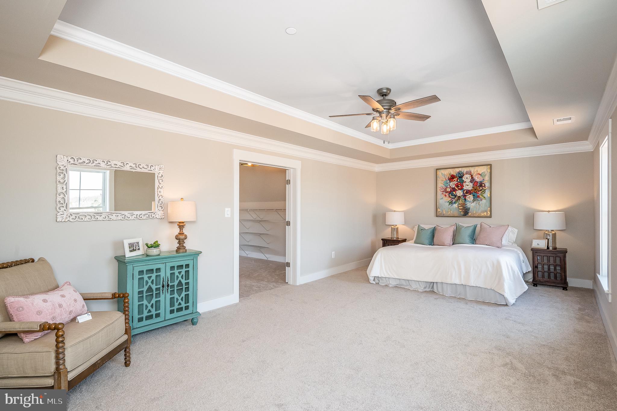 MISTY HOLLOW - Residential