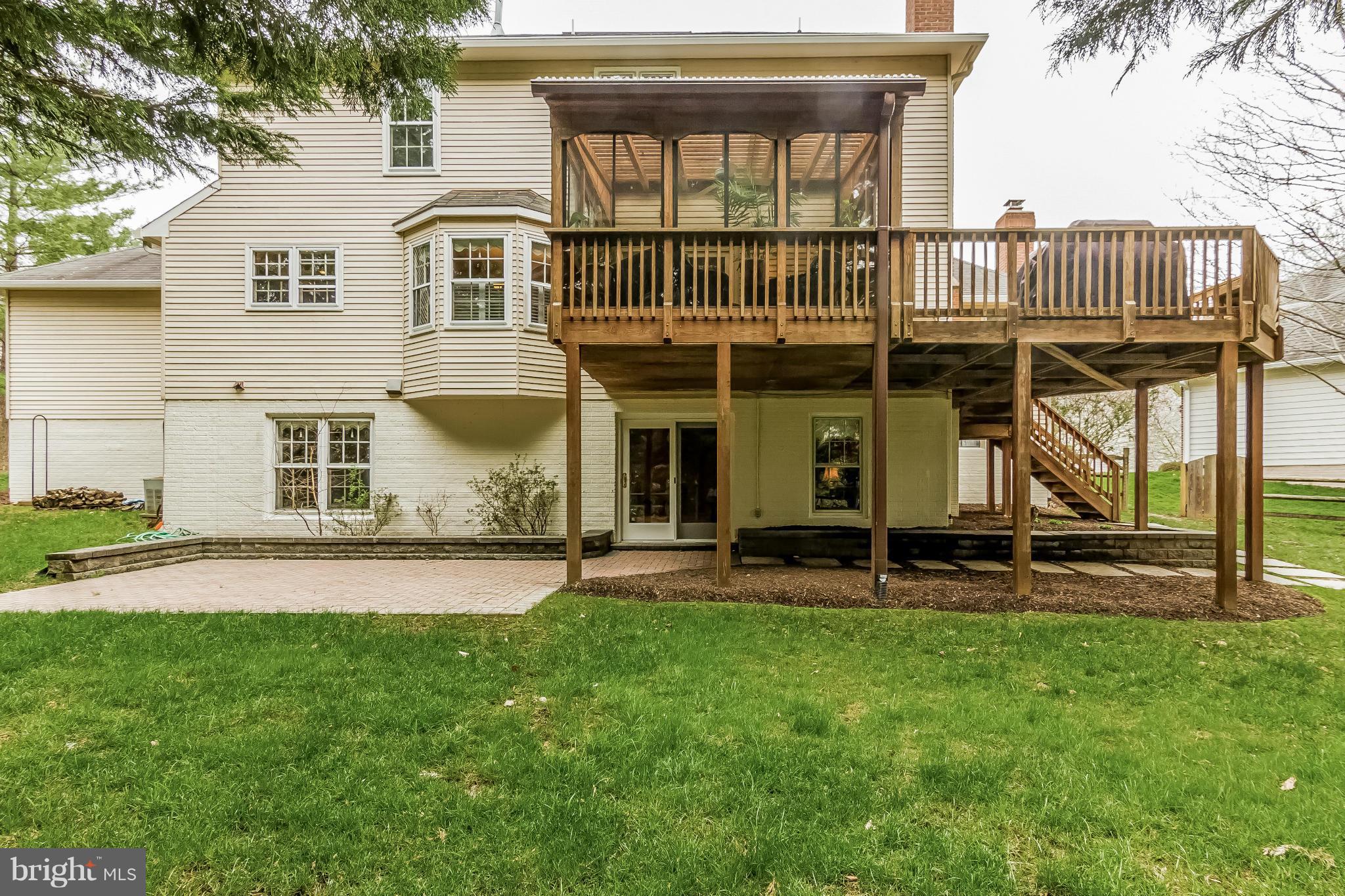 CROSSPOINTE - Residential