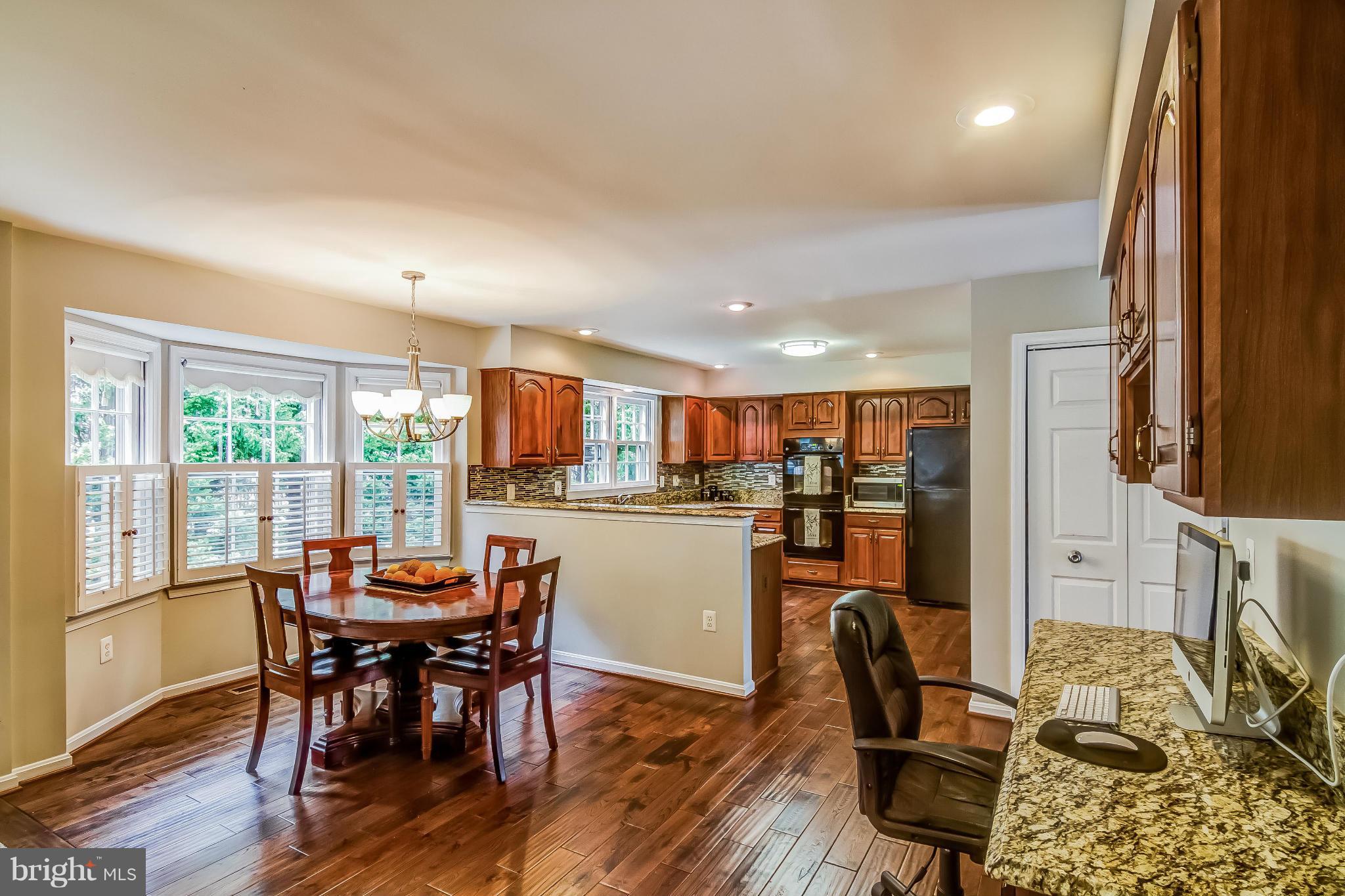 CROSSPOINTE - Residential