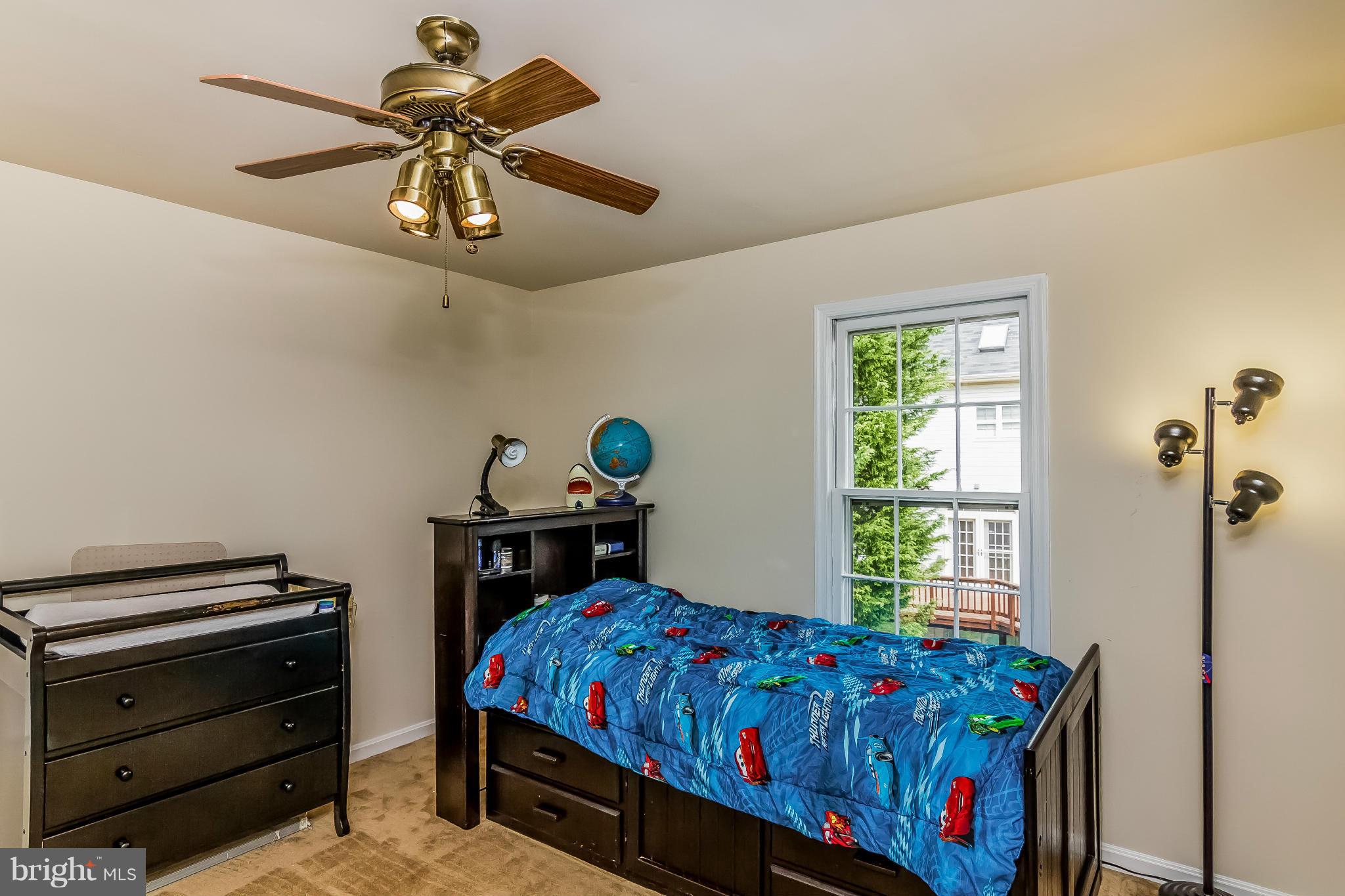 CROSSPOINTE - Residential