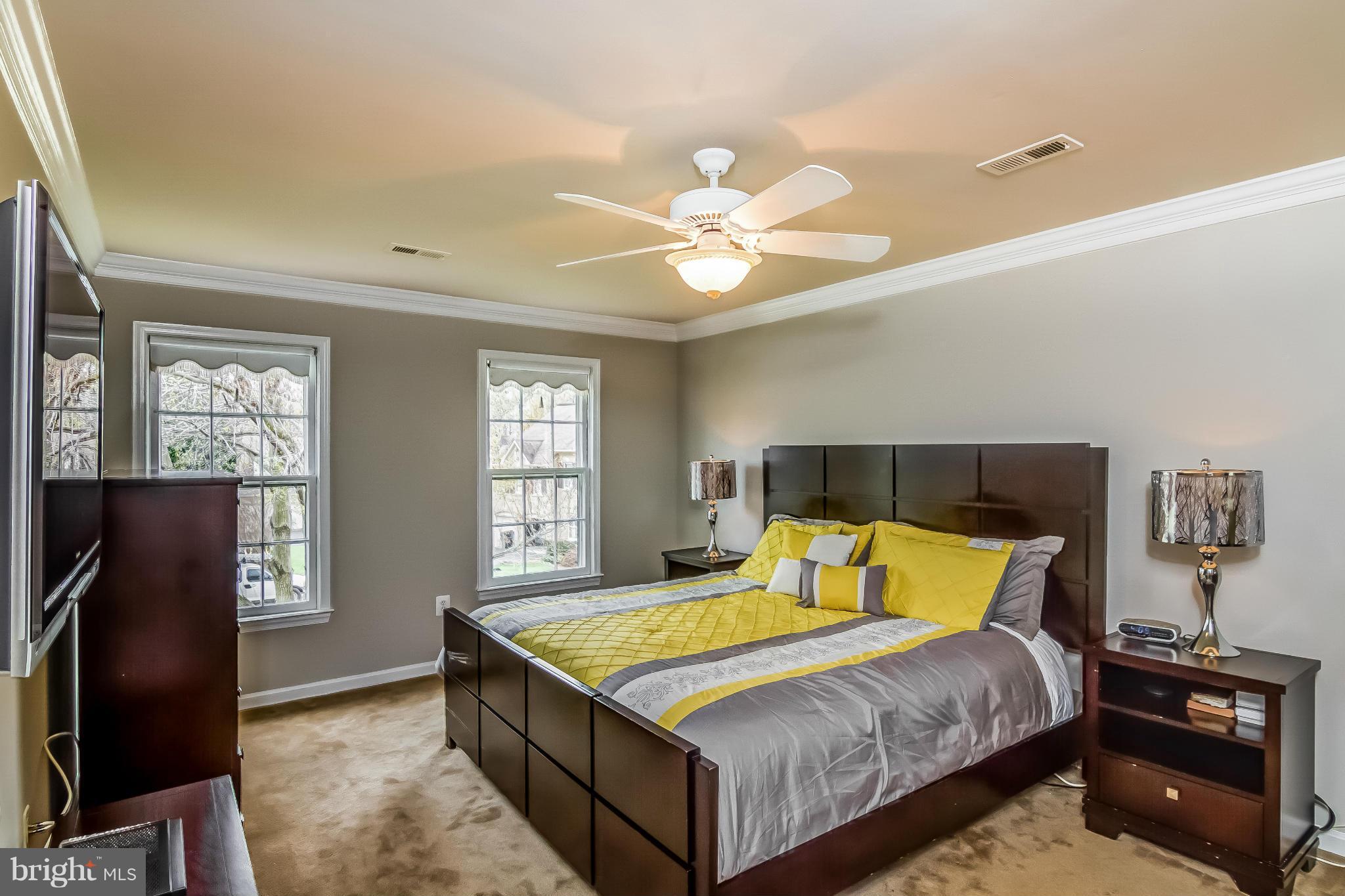 CROSSPOINTE - Residential