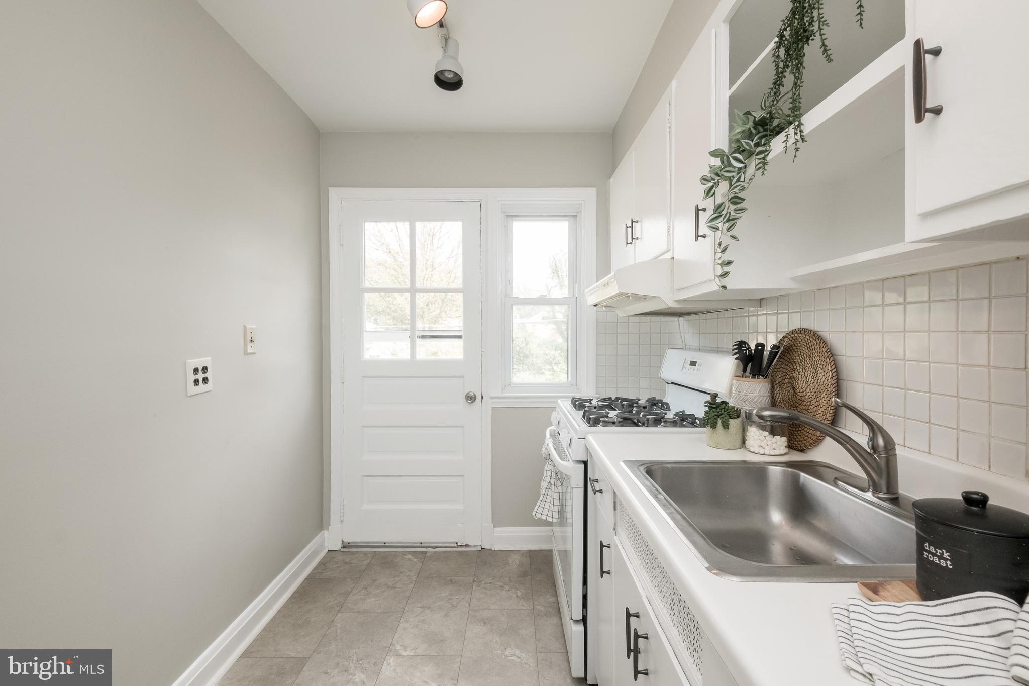 RIDGELEIGH - Residential