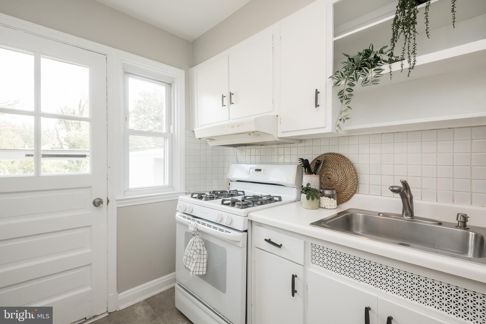 RIDGELEIGH - Residential