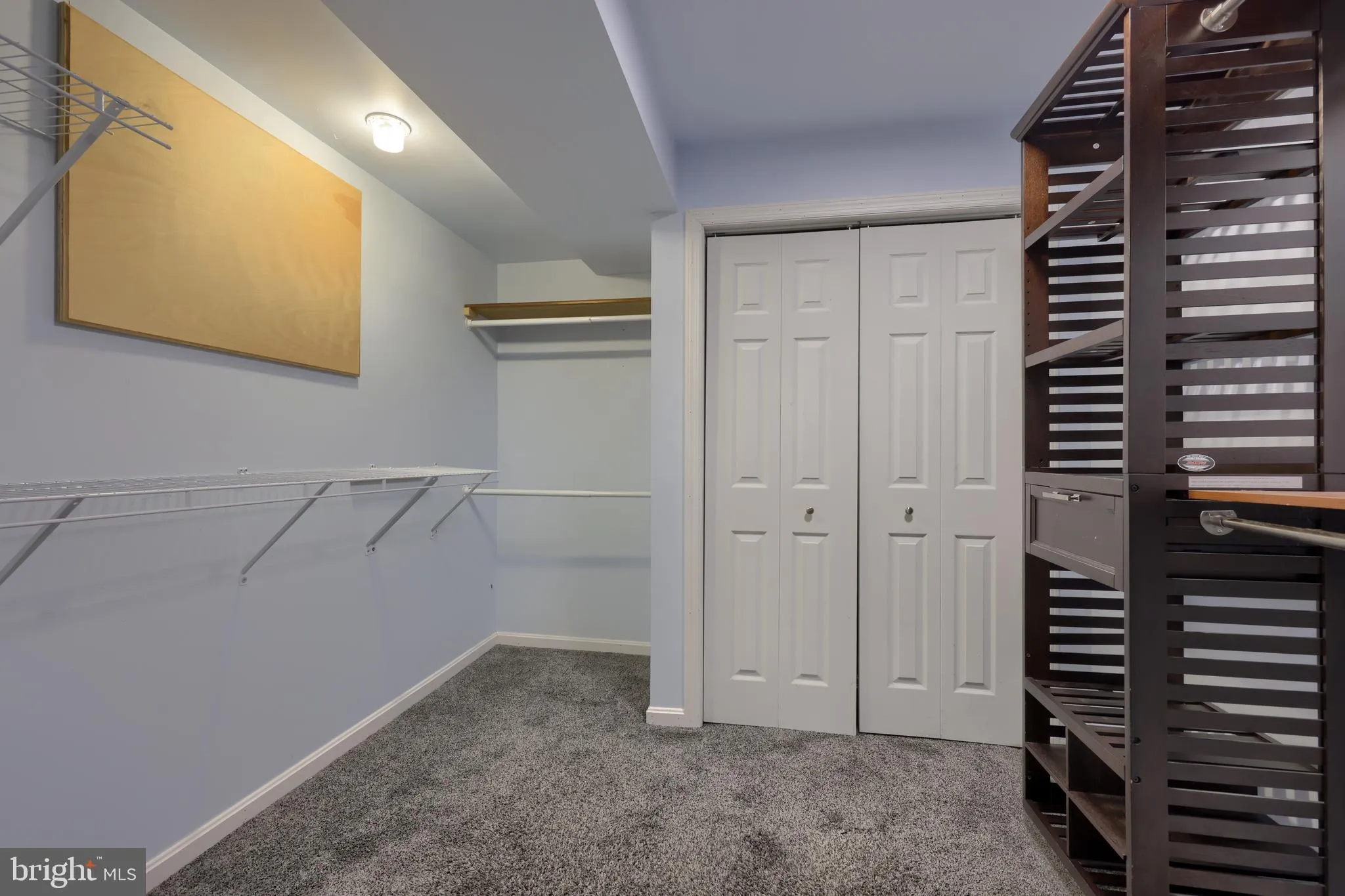 Lancaster, Pennsylvania 17602, United States, 5 Bedrooms Bedrooms, ,4 BathroomsBathrooms,Residential,Pending,111544