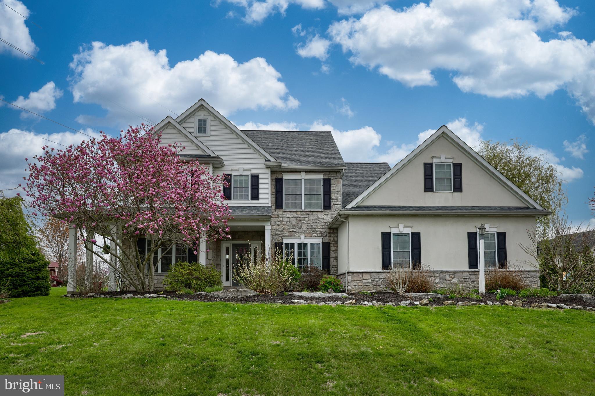 WINDY RIDGE - Residential