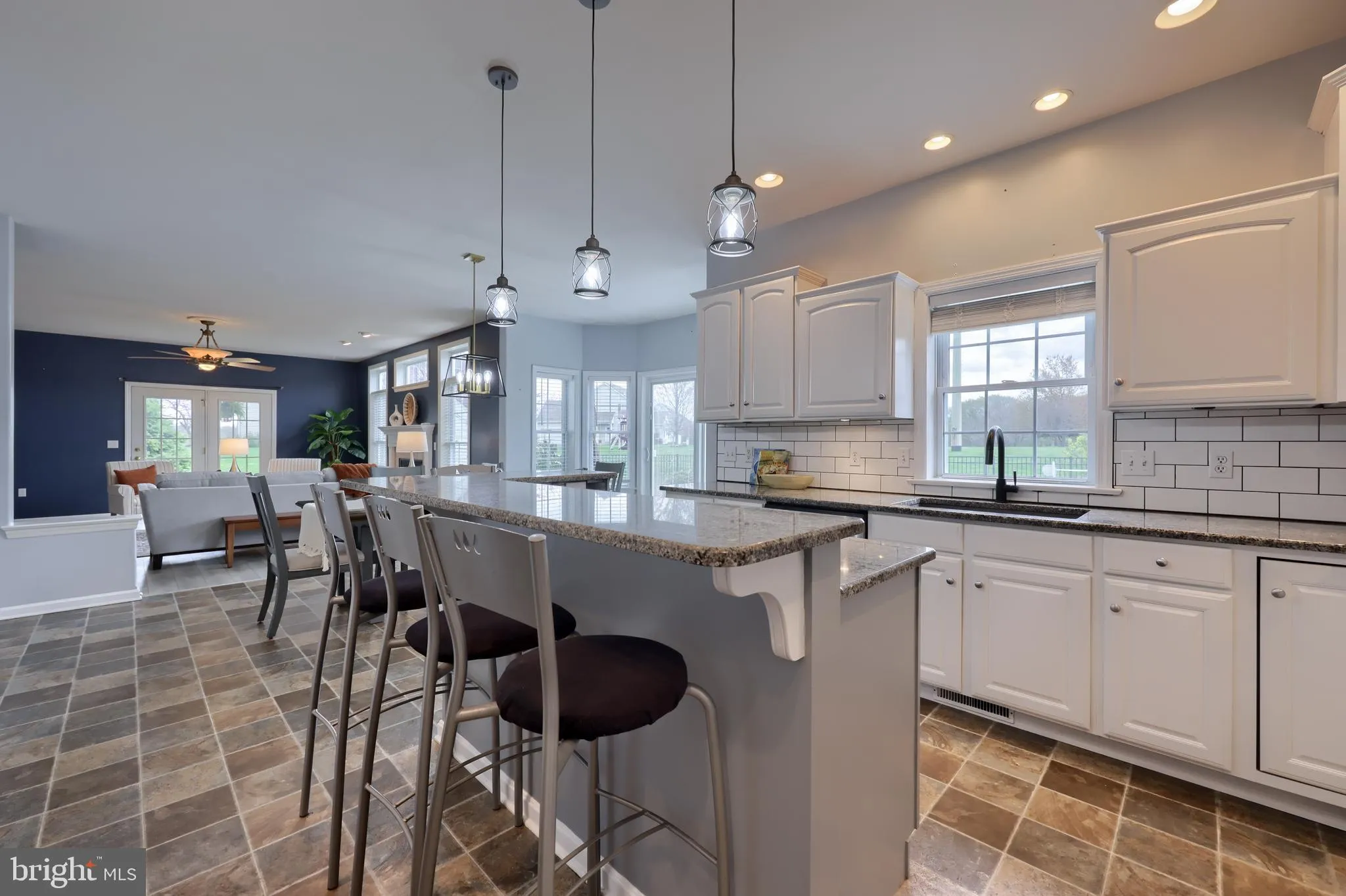 Lancaster, Pennsylvania 17602, United States, 5 Bedrooms Bedrooms, ,4 BathroomsBathrooms,Residential,Pending,111544