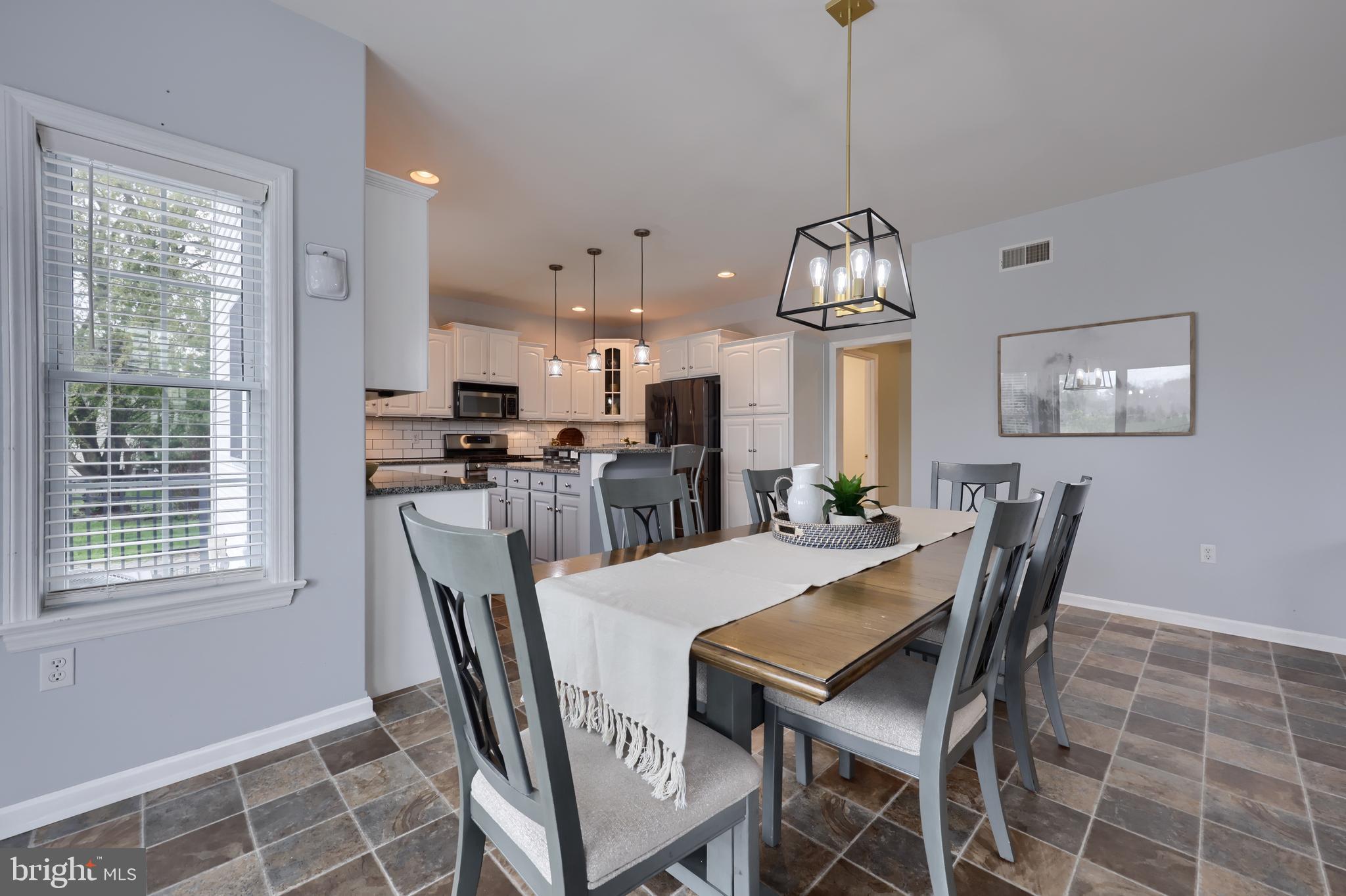 WINDY RIDGE - Residential