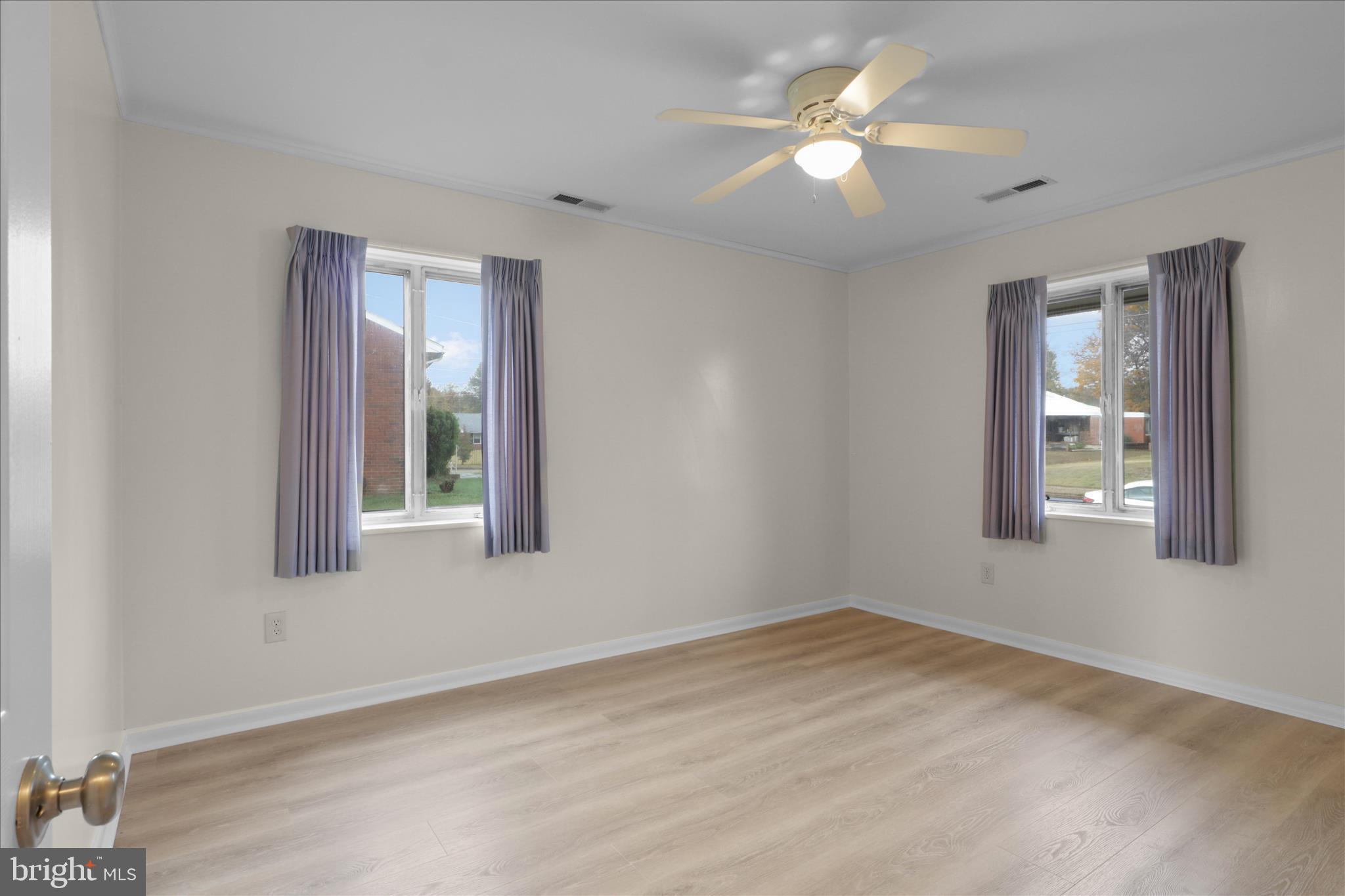 PARKLAWN - Residential Lease