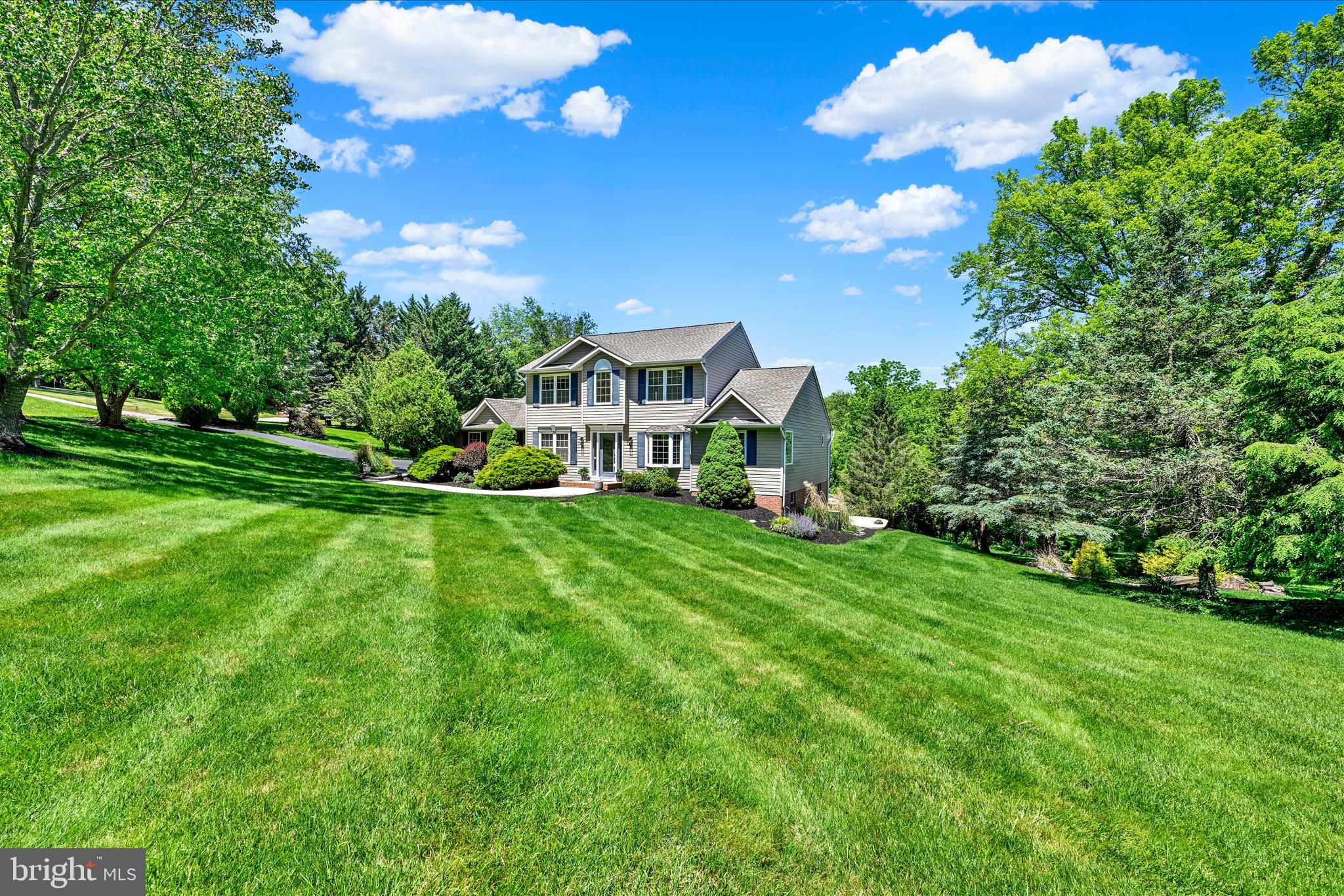 24 LANDAU DRIVE