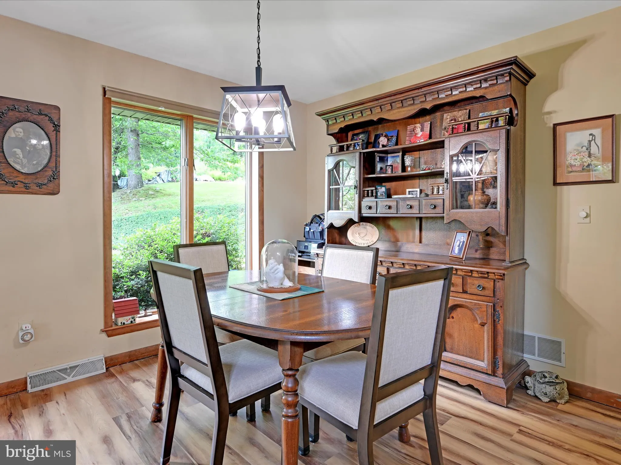 Schuylkill Haven, Pennsylvania 17972, United States, 3 Bedrooms Bedrooms, ,3 BathroomsBathrooms,Residential,Pending,141993