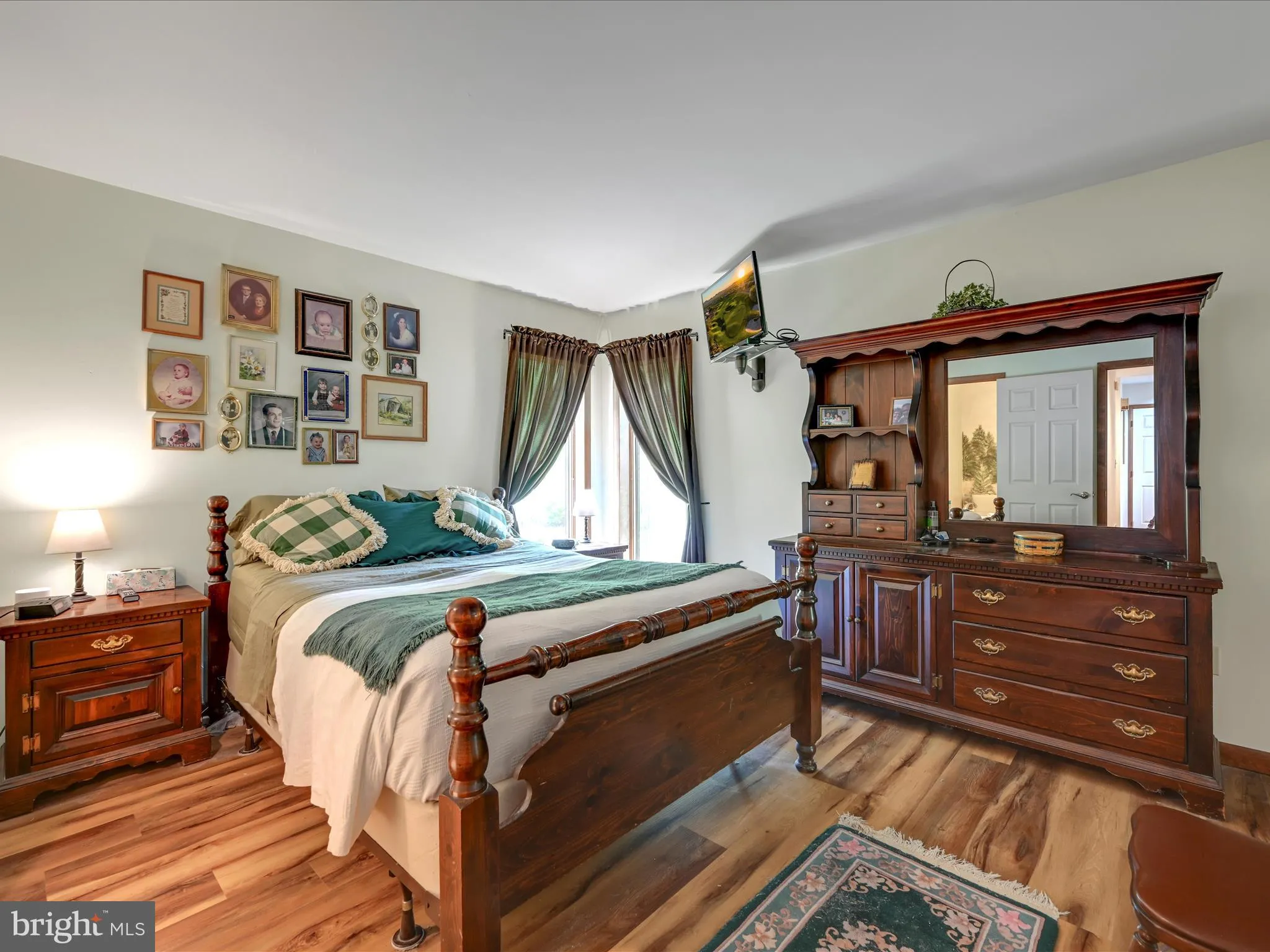 Schuylkill Haven, Pennsylvania 17972, United States, 3 Bedrooms Bedrooms, ,3 BathroomsBathrooms,Residential,Pending,141993