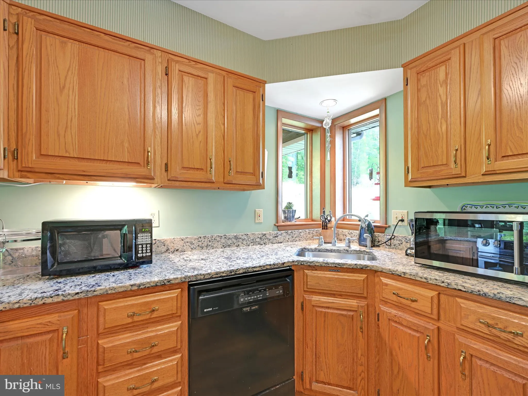 Schuylkill Haven, Pennsylvania 17972, United States, 3 Bedrooms Bedrooms, ,3 BathroomsBathrooms,Residential,Pending,141993