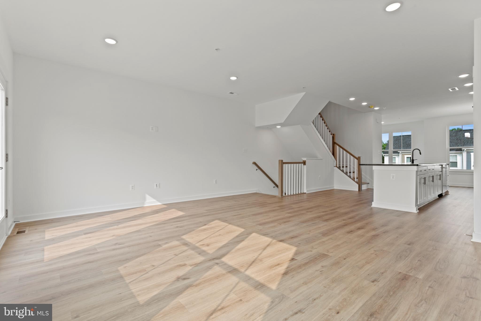 GAMBRILL VIEW - Residential